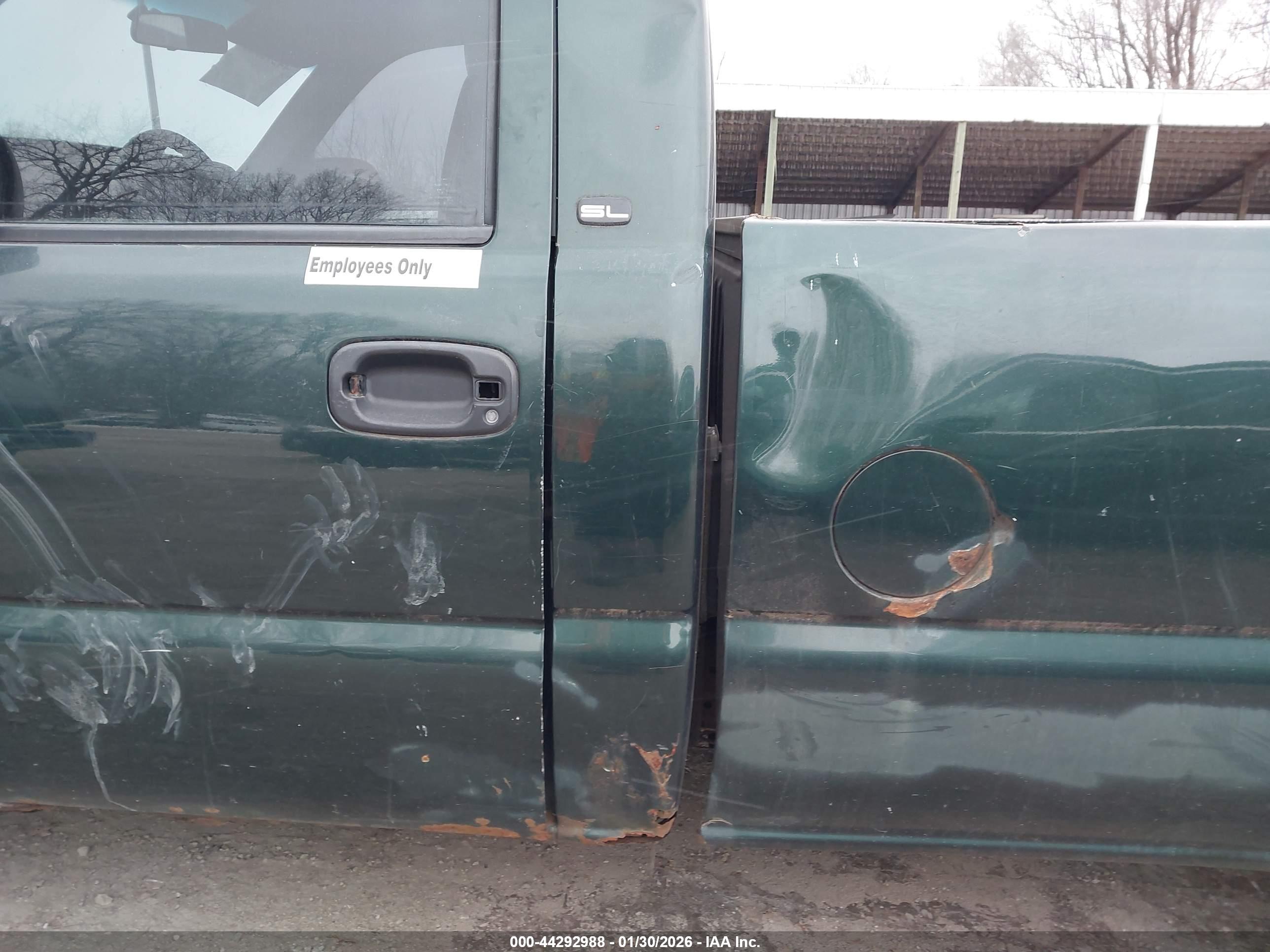 GMC SIERRA image 6