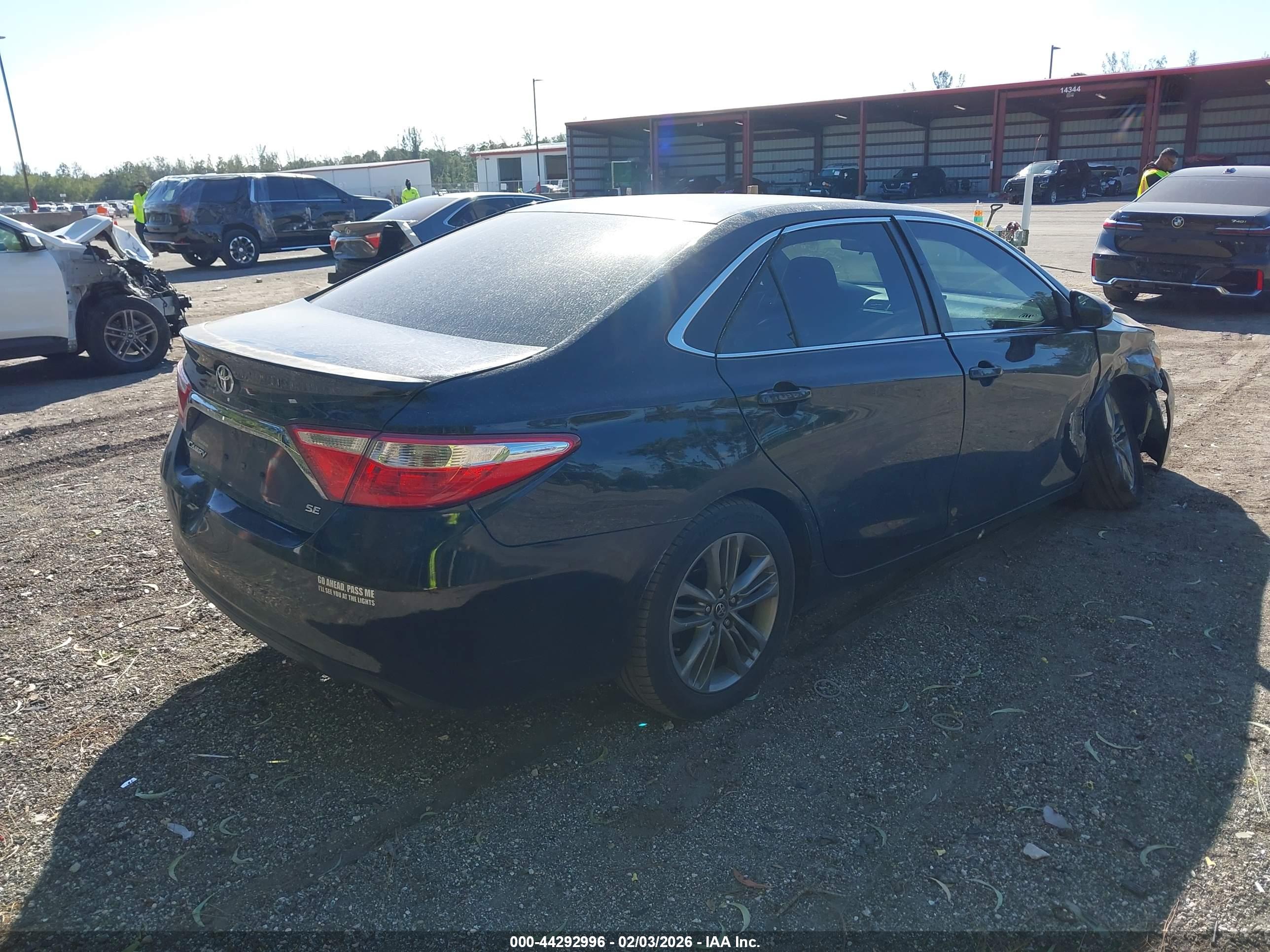 TOYOTA CAMRY image 4