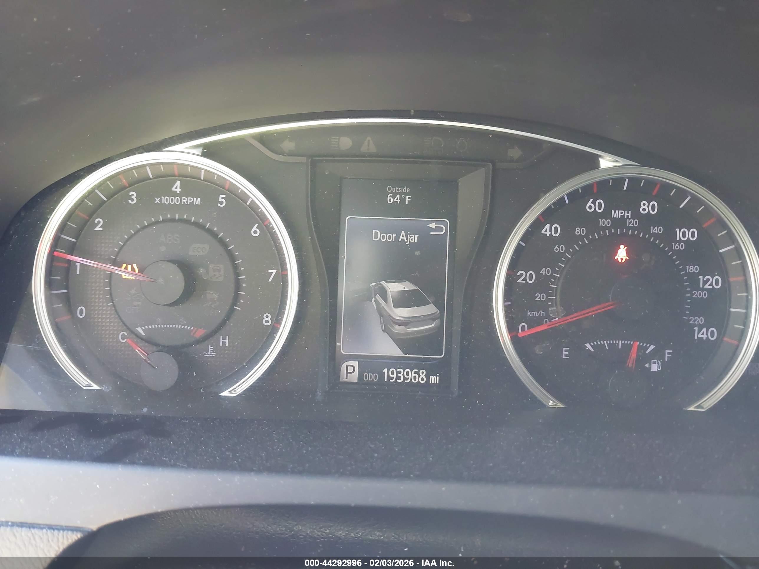 TOYOTA CAMRY image 7