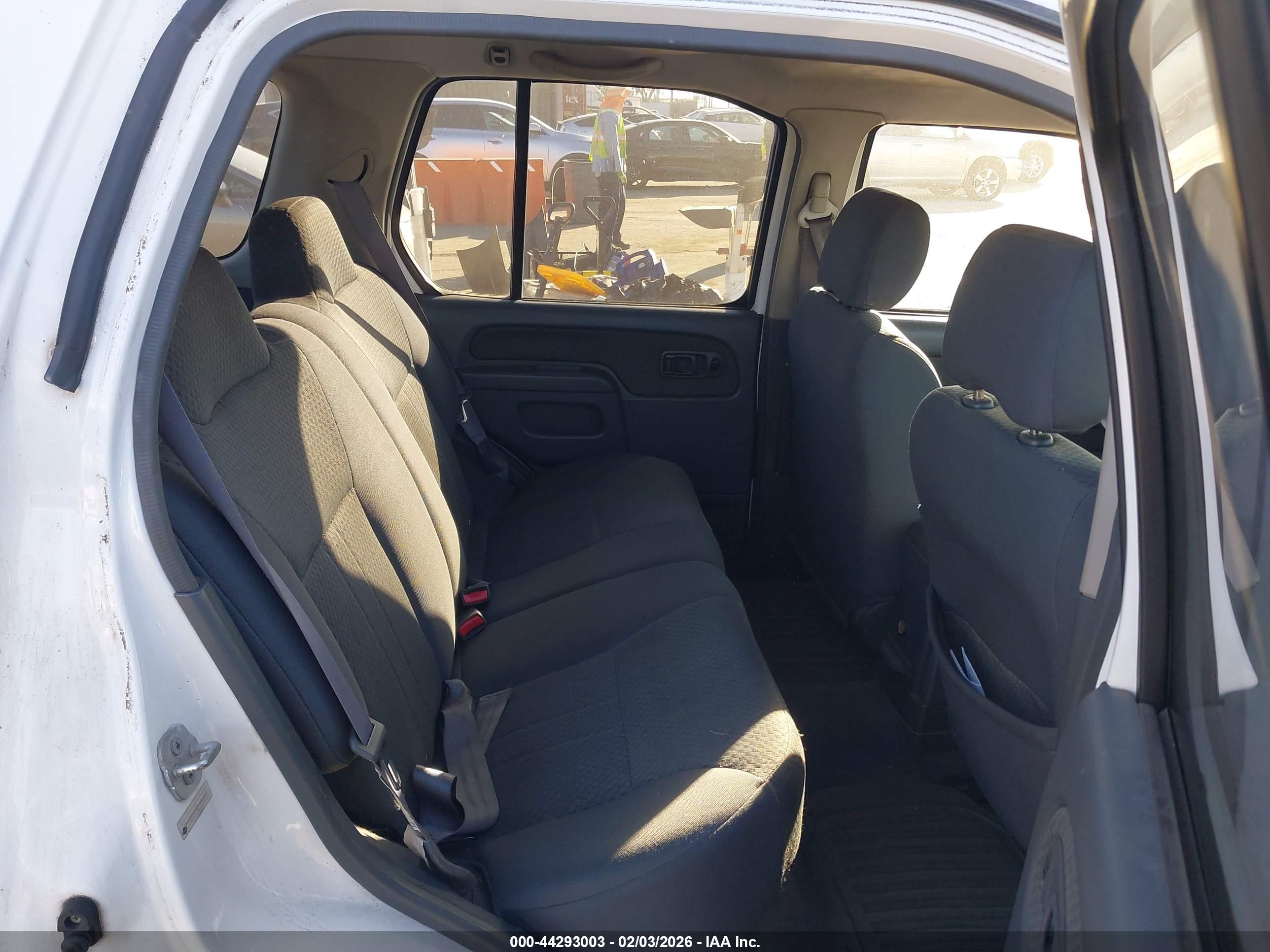 NISSAN XTERRA image 8