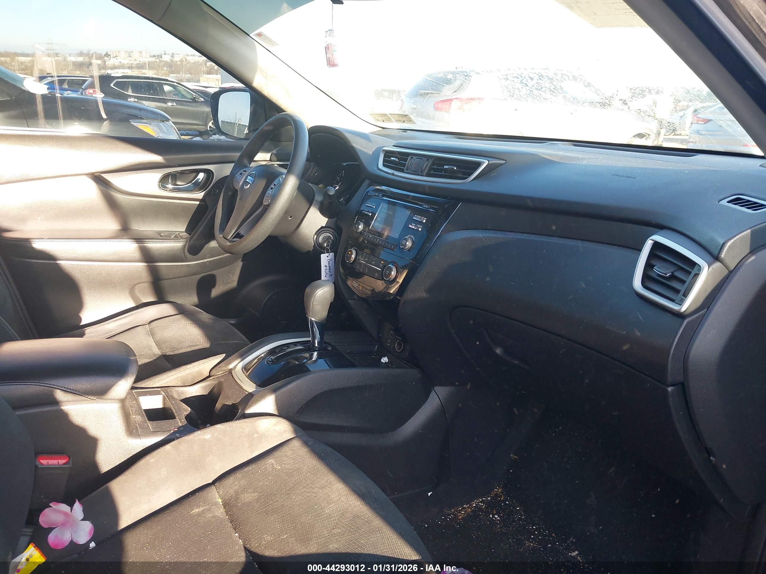 NISSAN ROGUE image 5