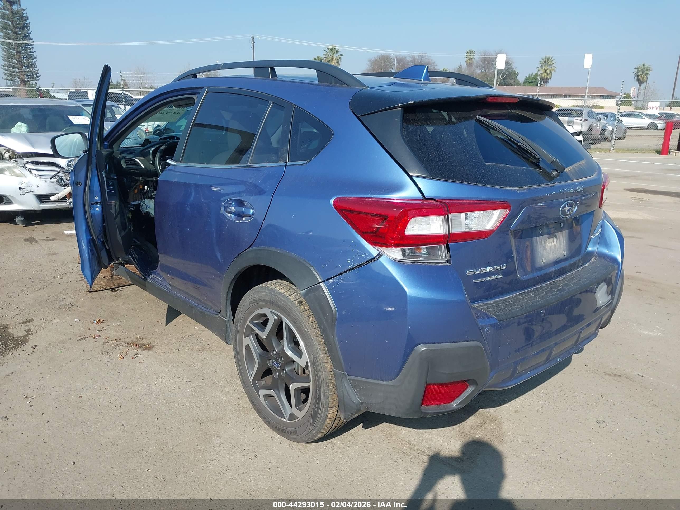 SUBARU CROSSTREK image 3