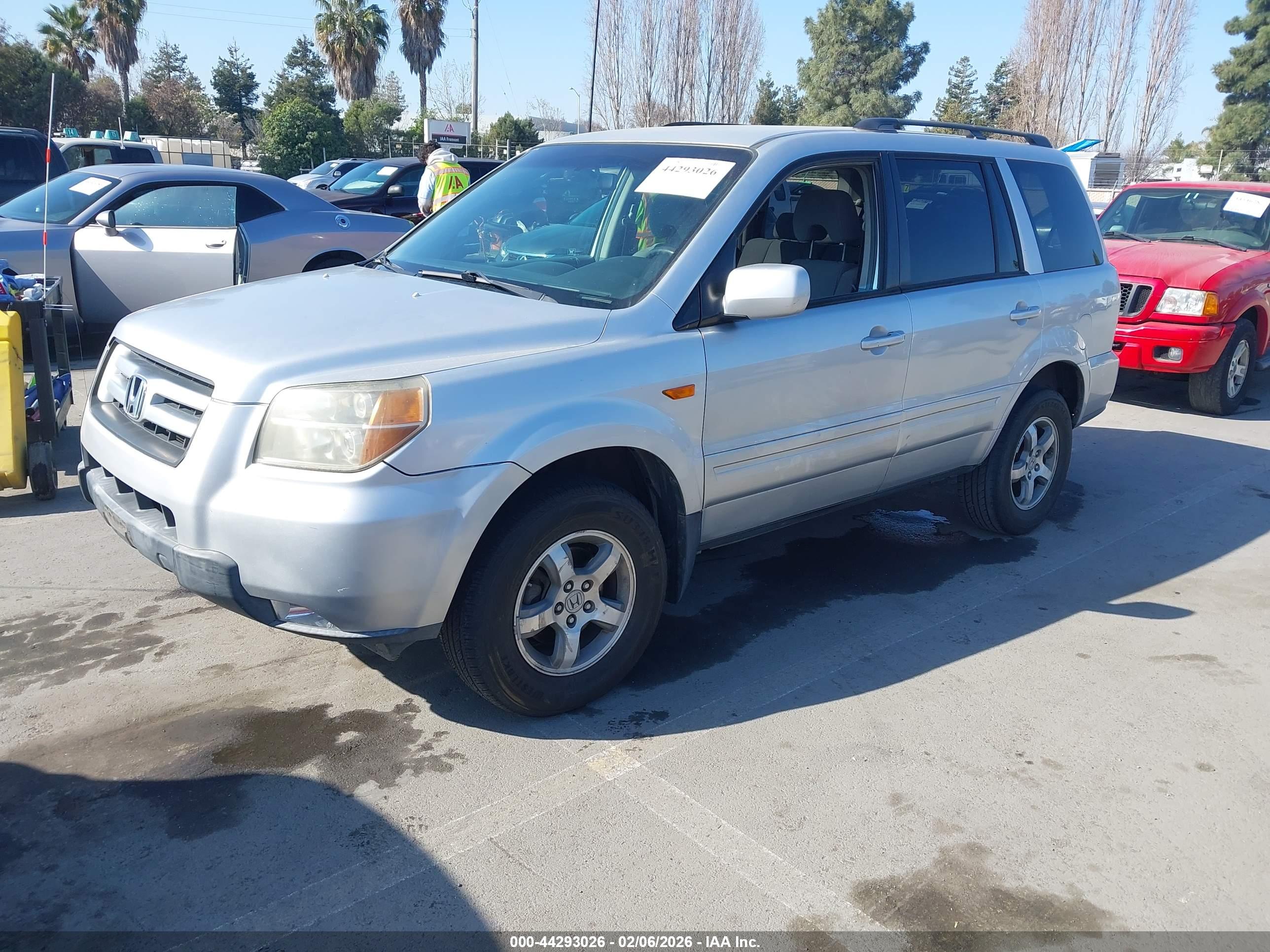 HONDA PILOT image 2