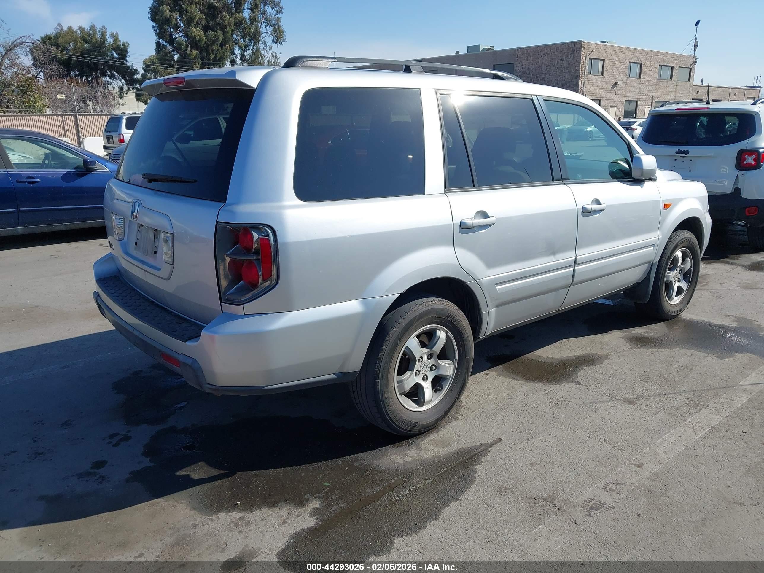 HONDA PILOT image 4