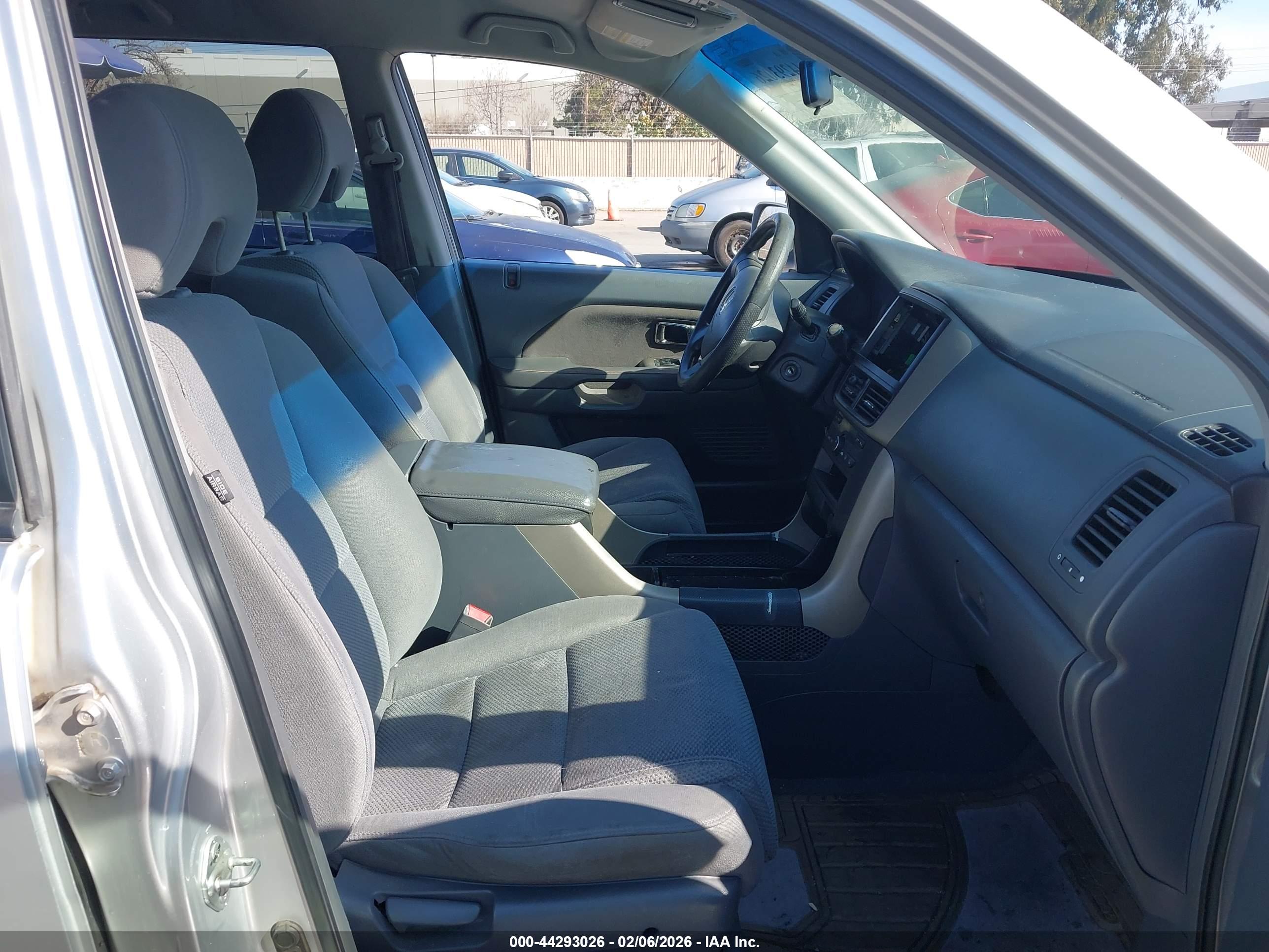 HONDA PILOT image 5