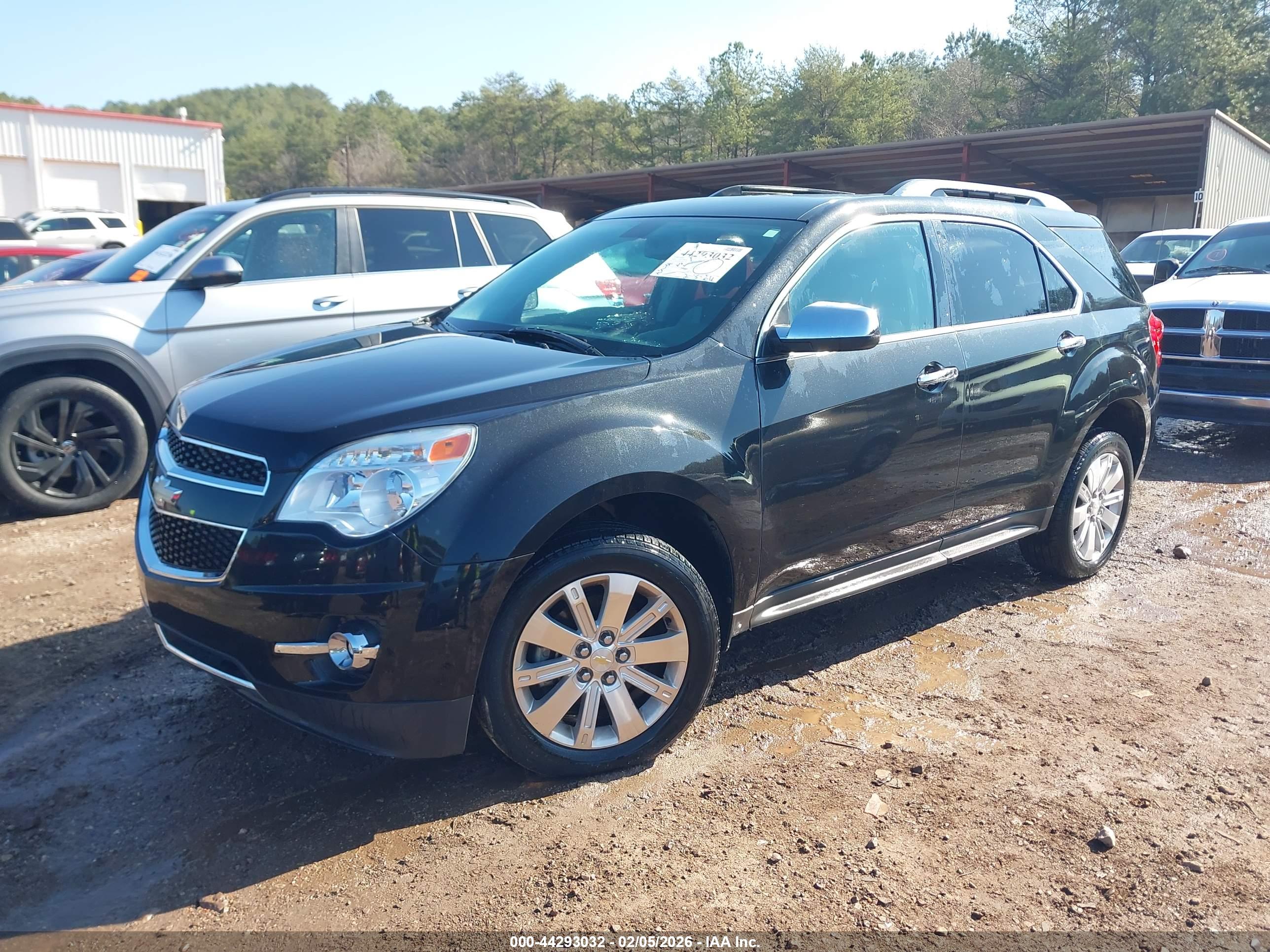 CHEVROLET EQUINOX image 2