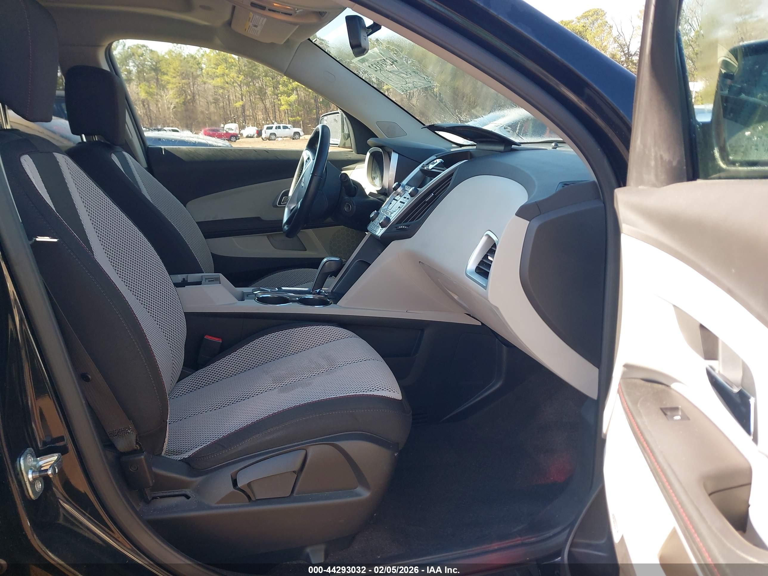 CHEVROLET EQUINOX image 5