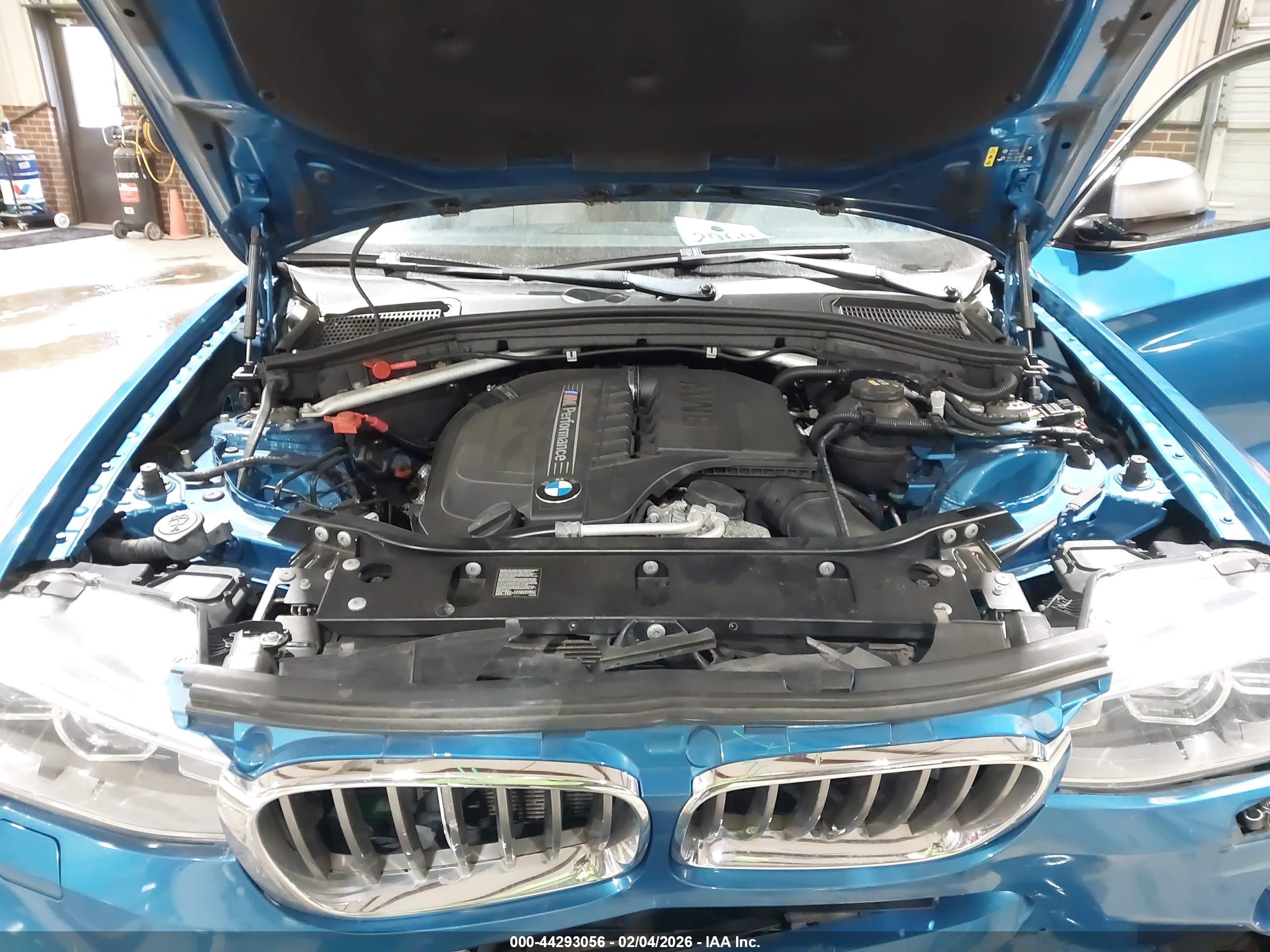 BMW X4 image 10
