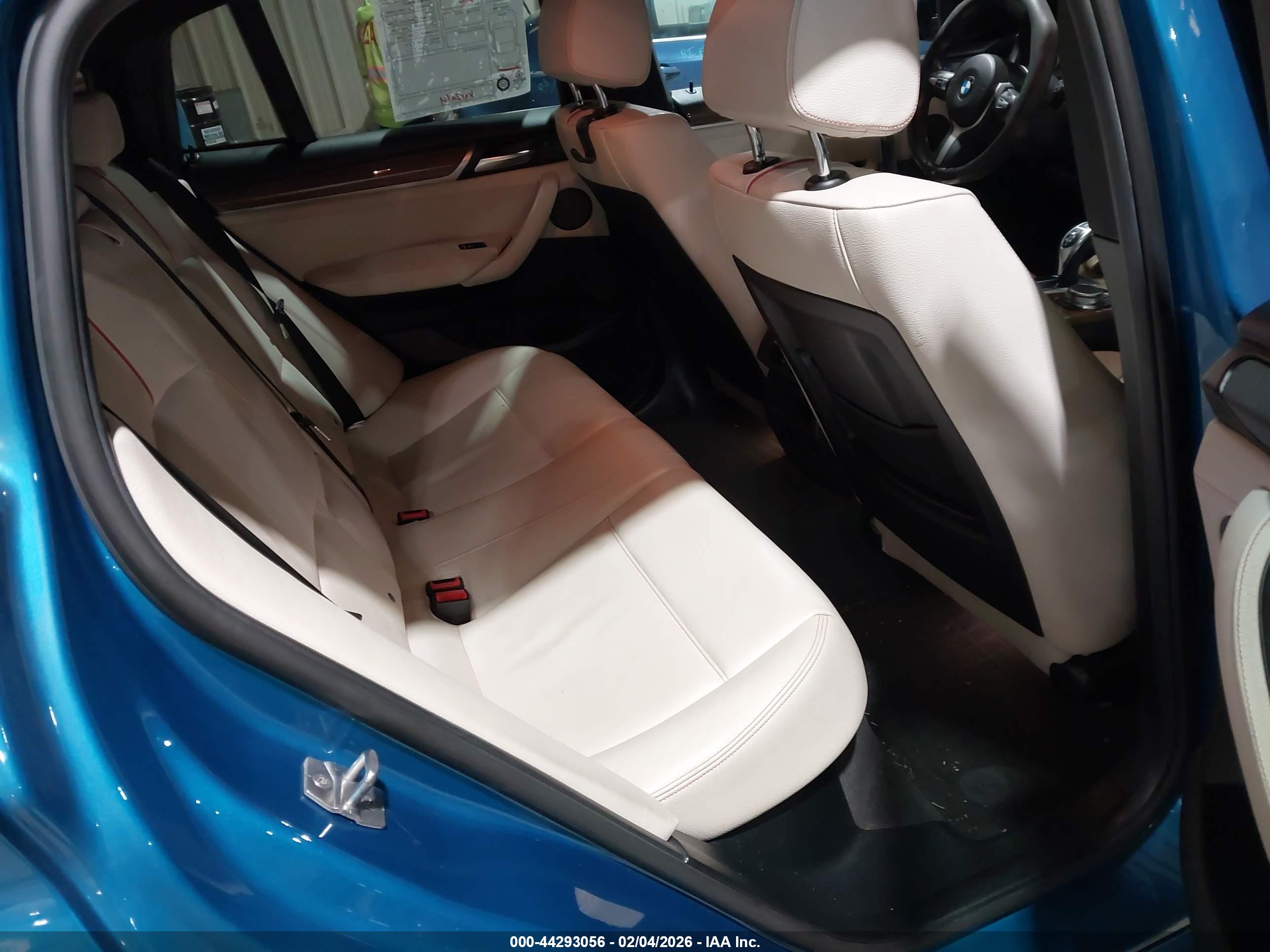 BMW X4 image 8