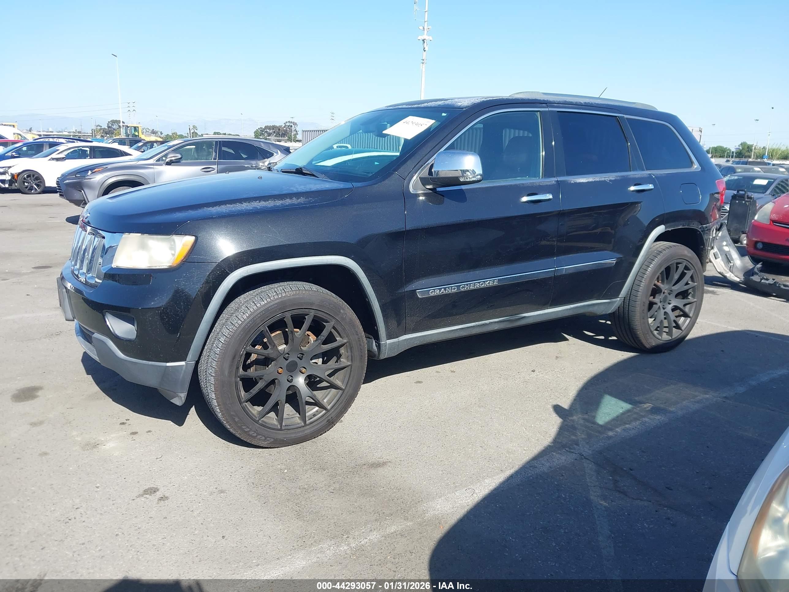 JEEP GRAND image 2