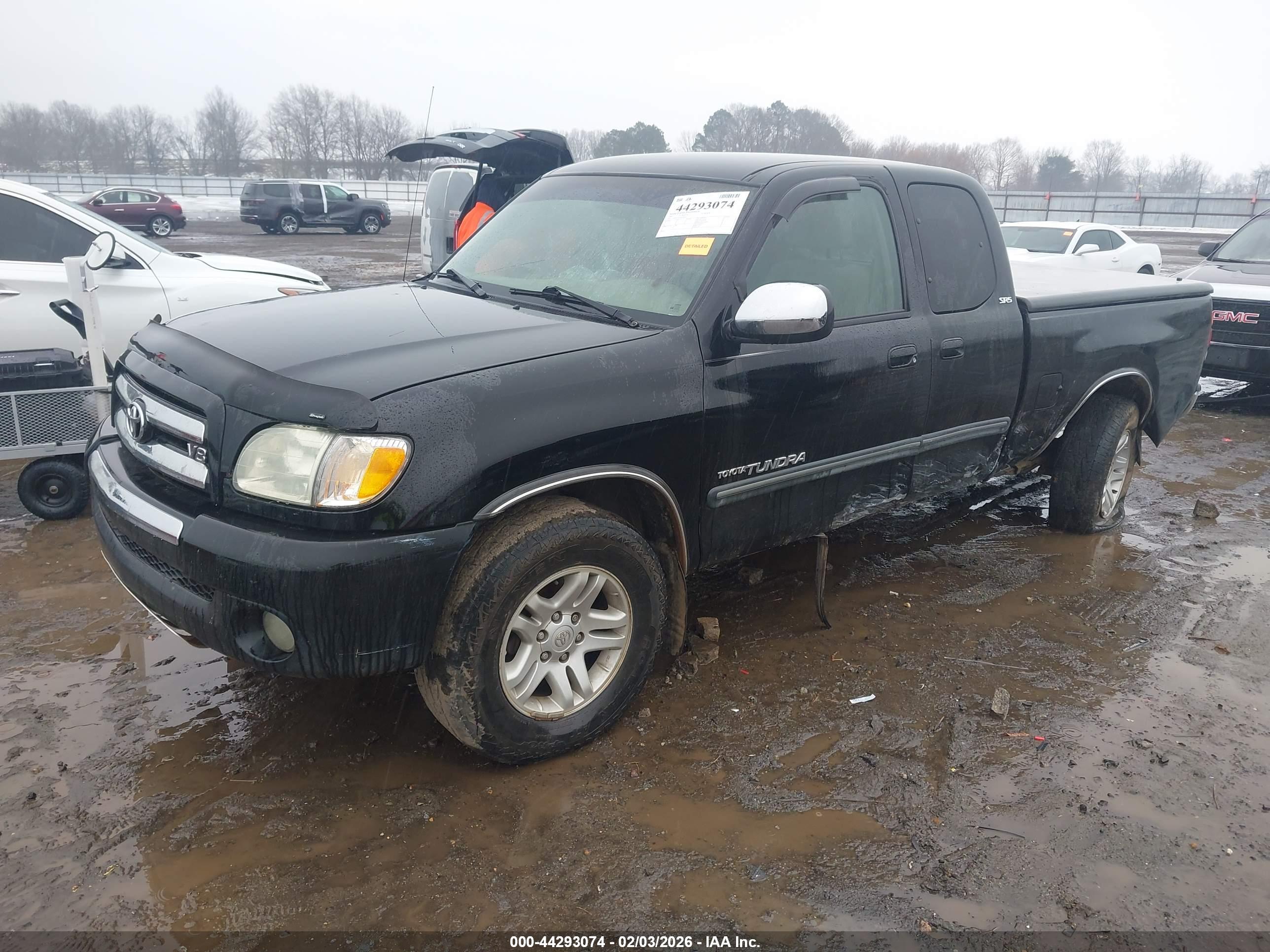 TOYOTA TUNDRA image 2