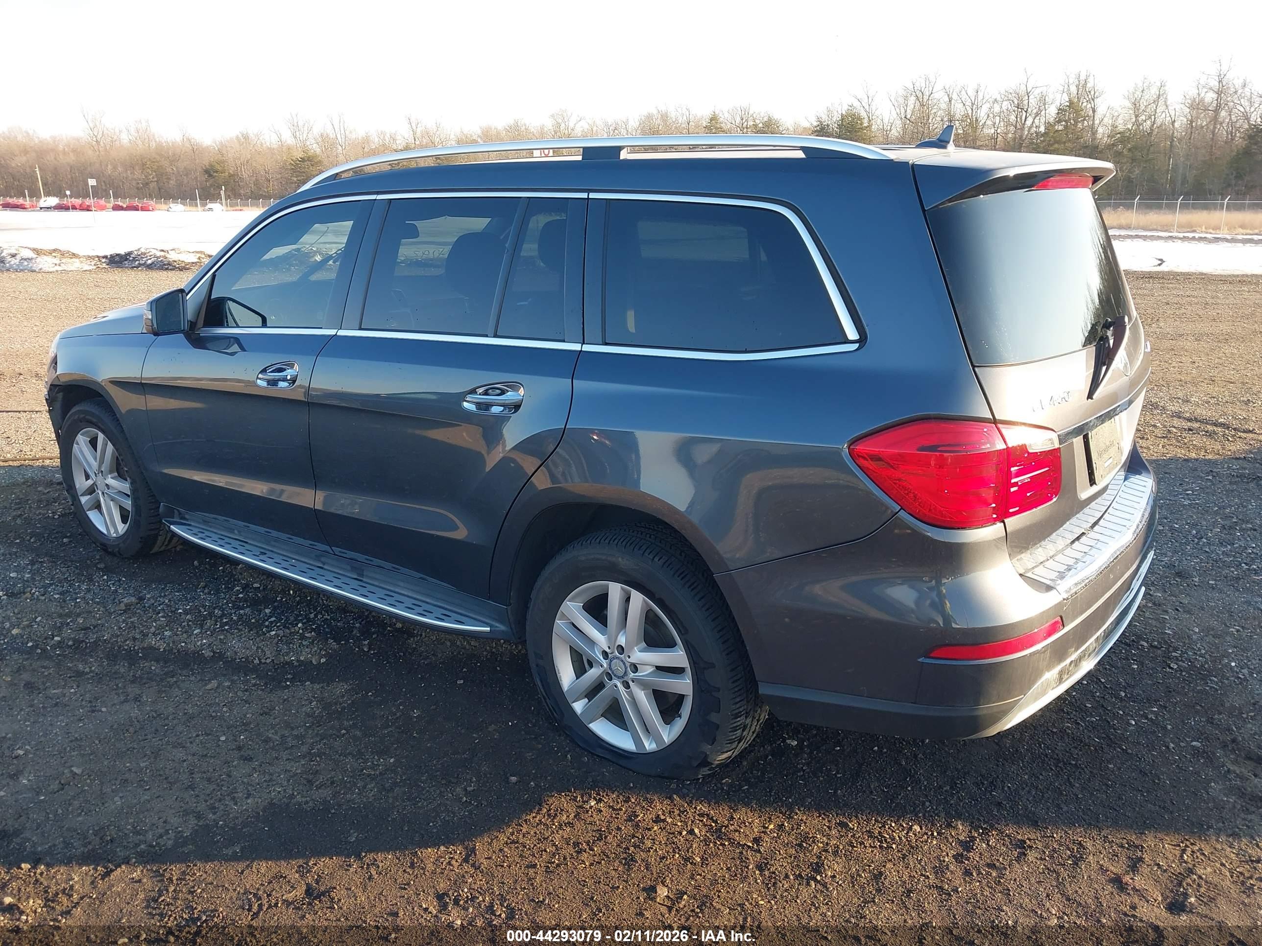 MERCEDES-BENZ GL image 3