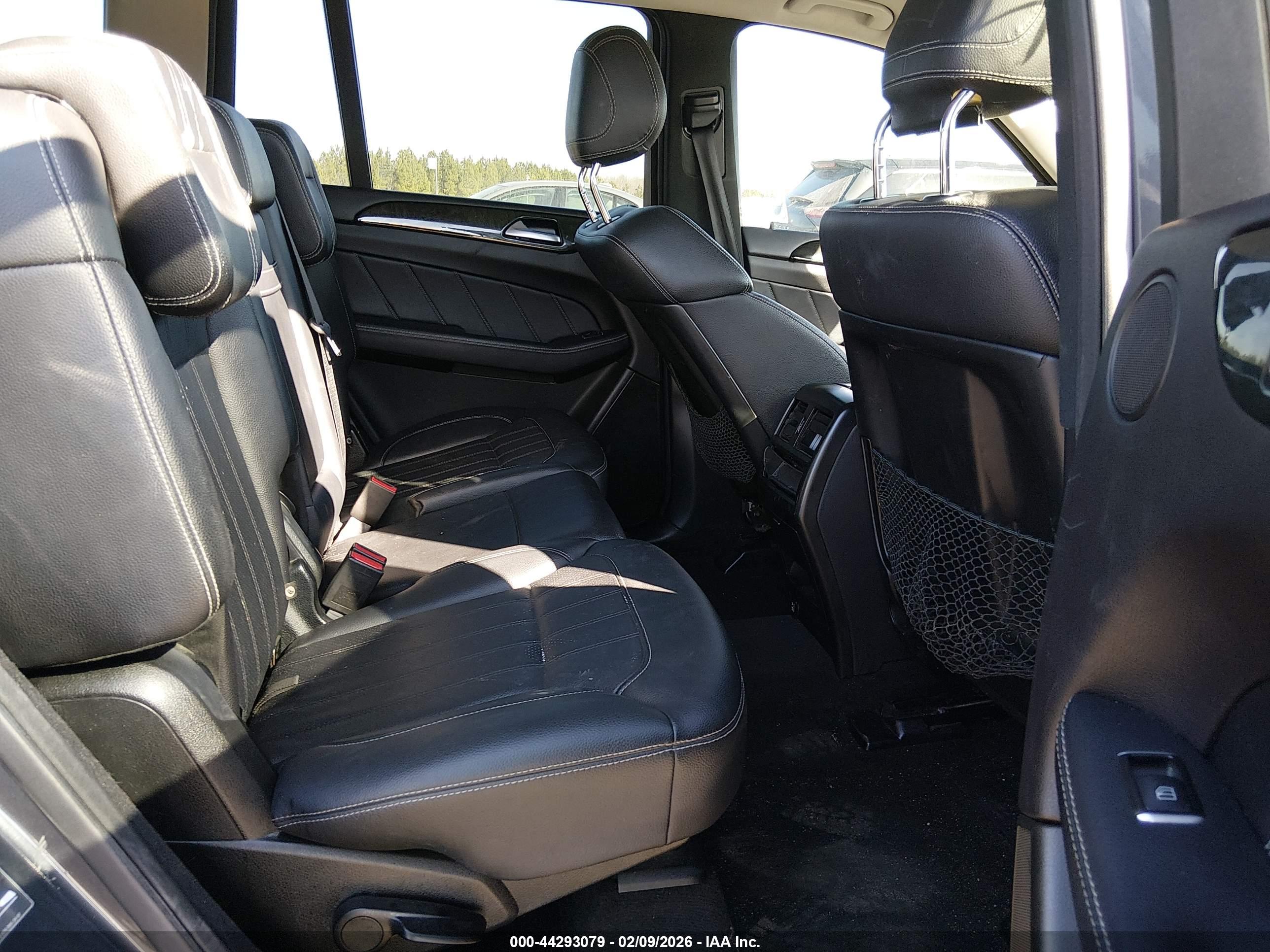 MERCEDES-BENZ GL image 8