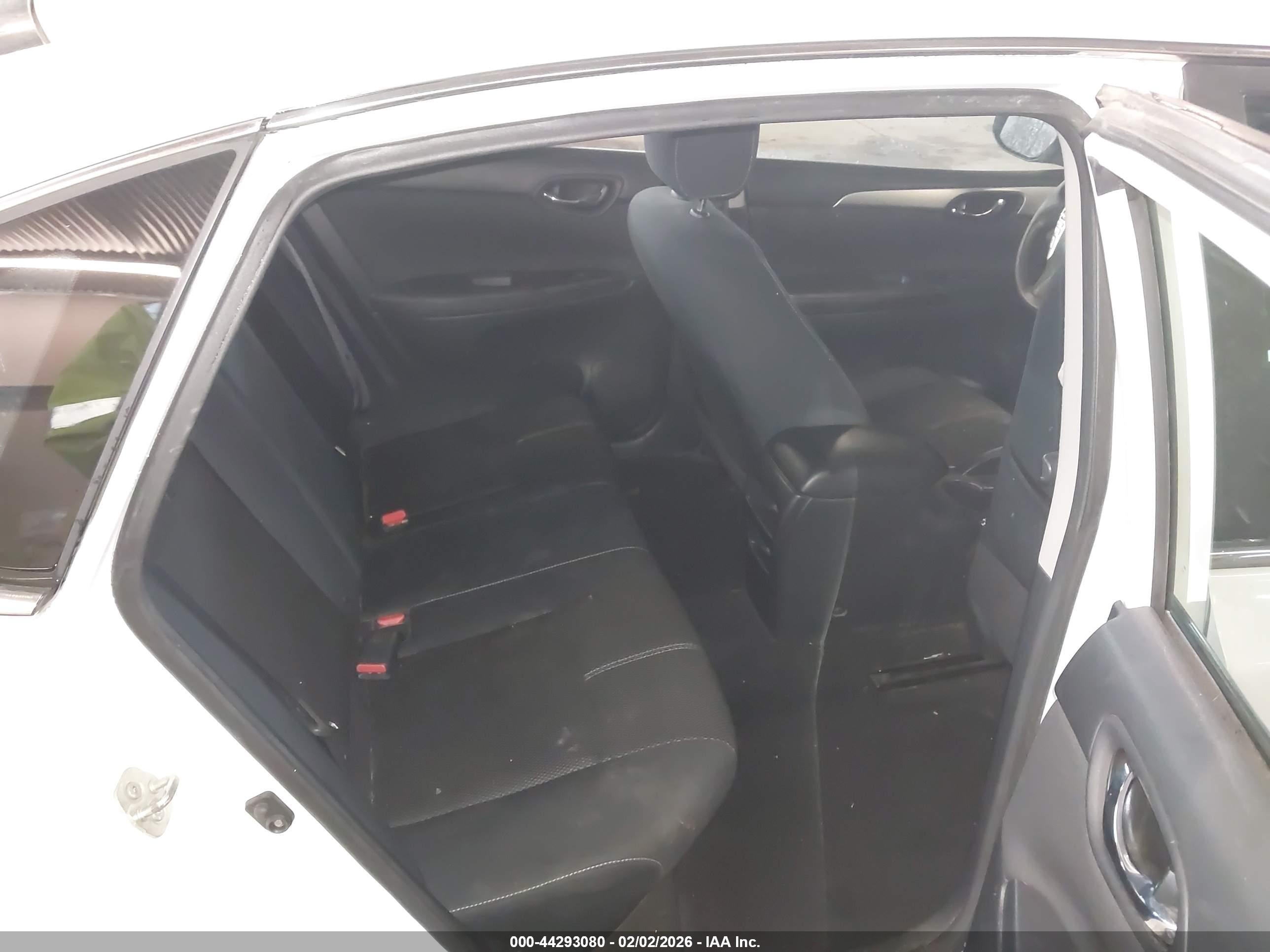 NISSAN SENTRA image 8