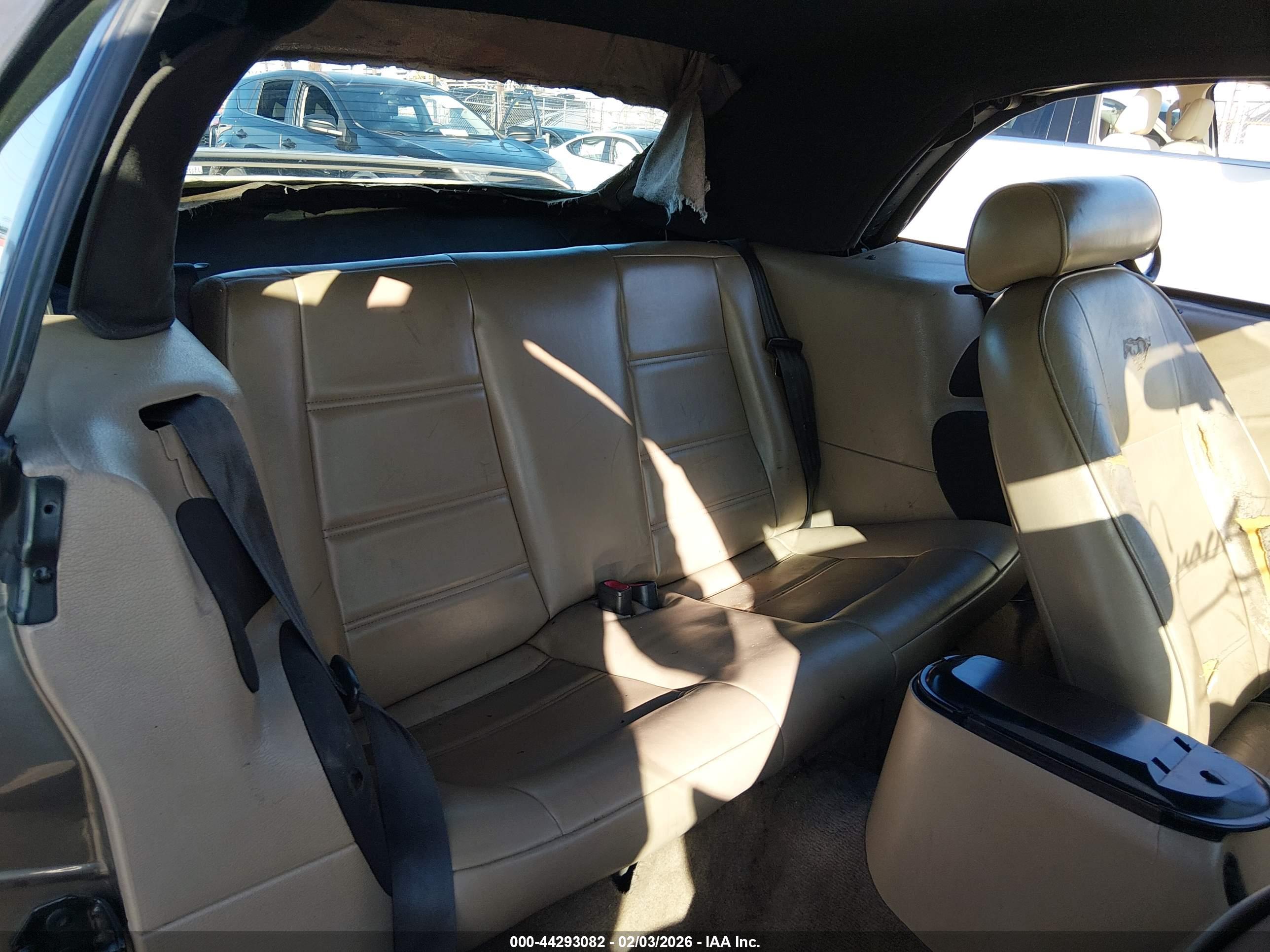 FORD MUSTANG image 8