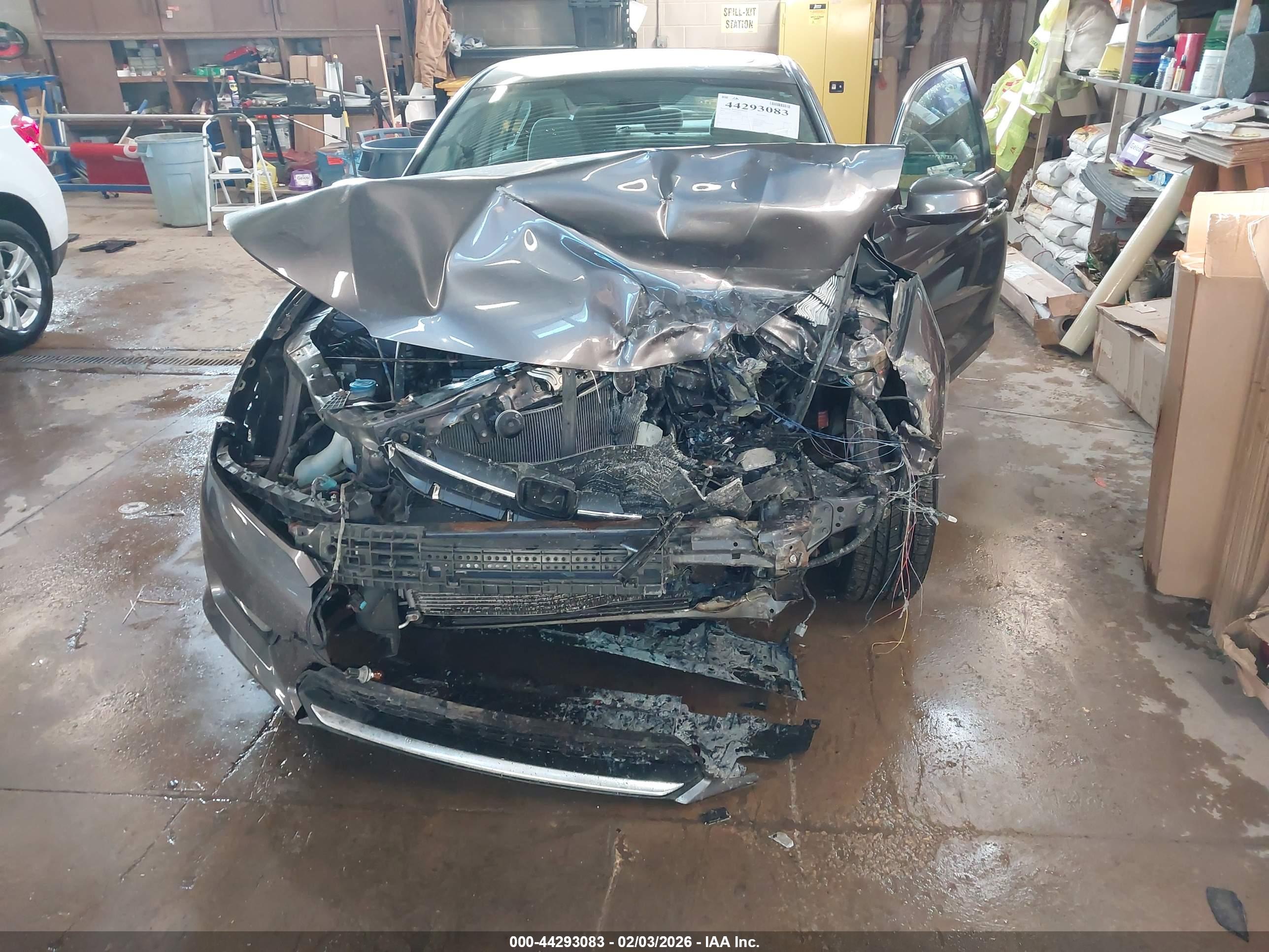 HONDA ACCORD image 6