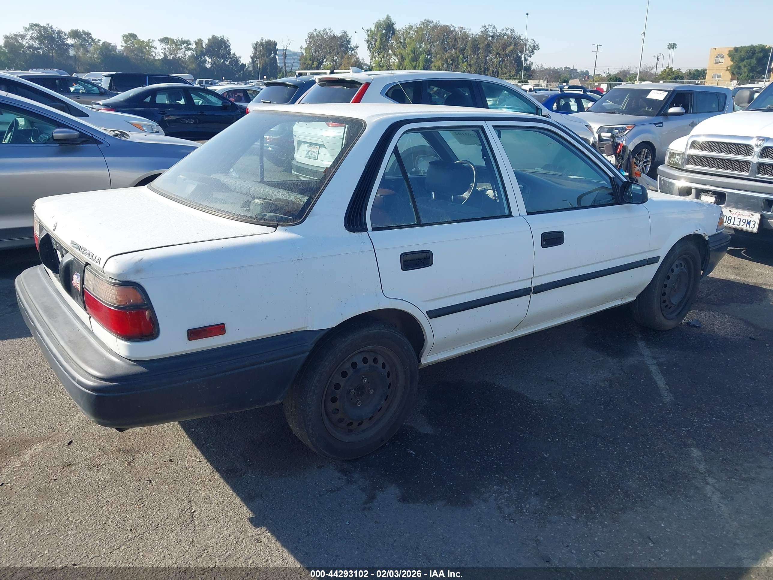 TOYOTA COROLLA image 4