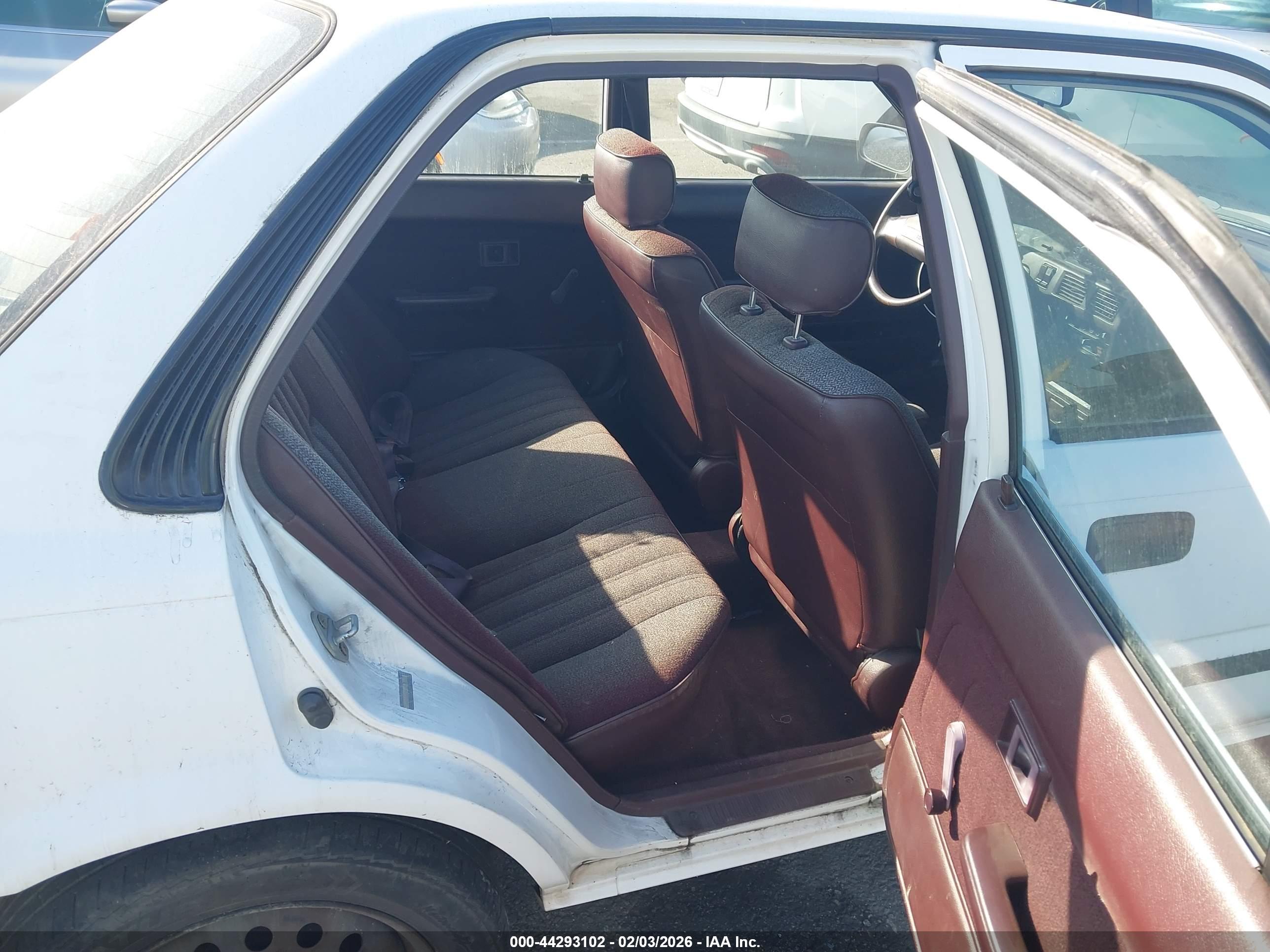 TOYOTA COROLLA image 8