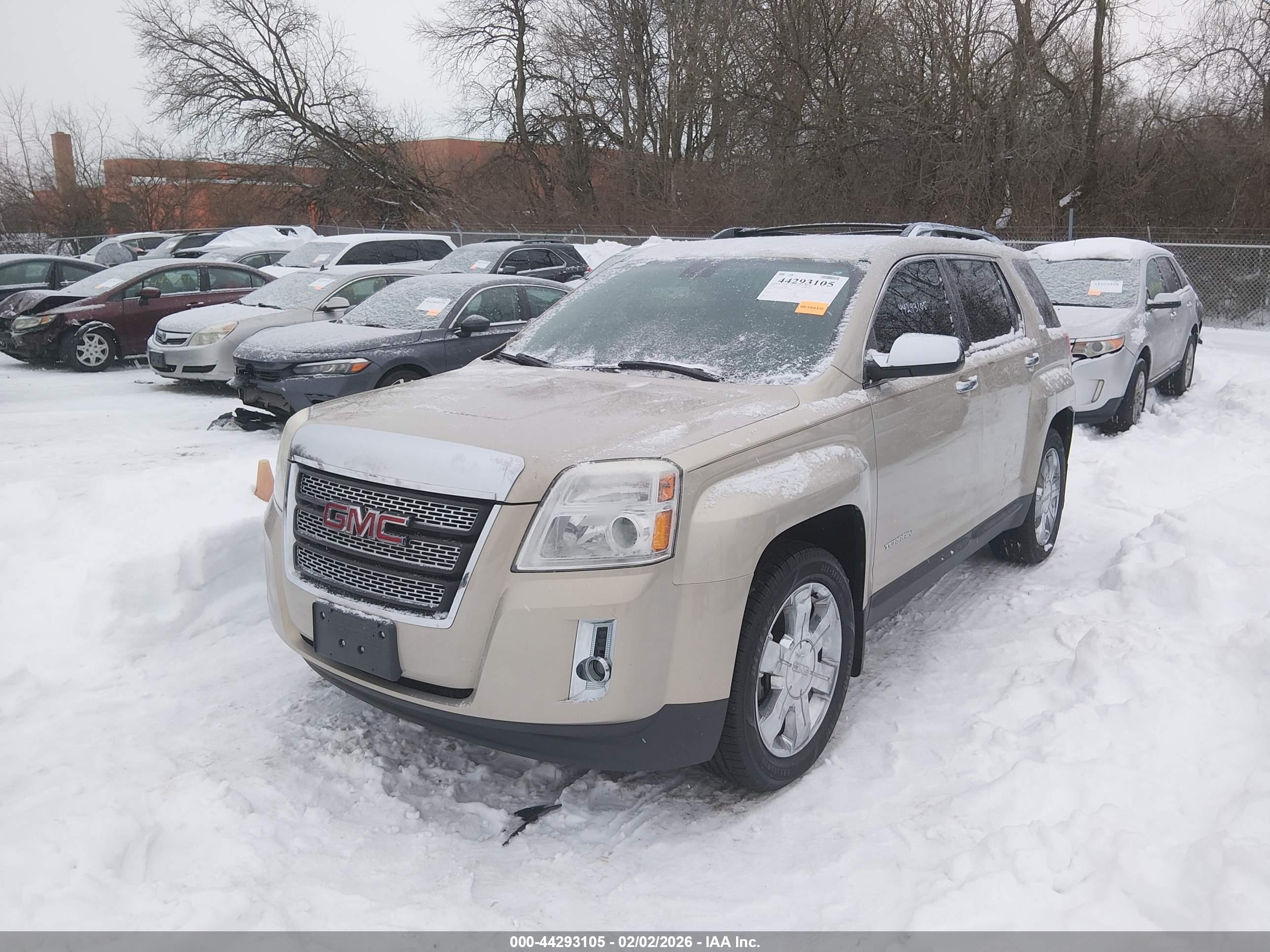 GMC TERRAIN image 2