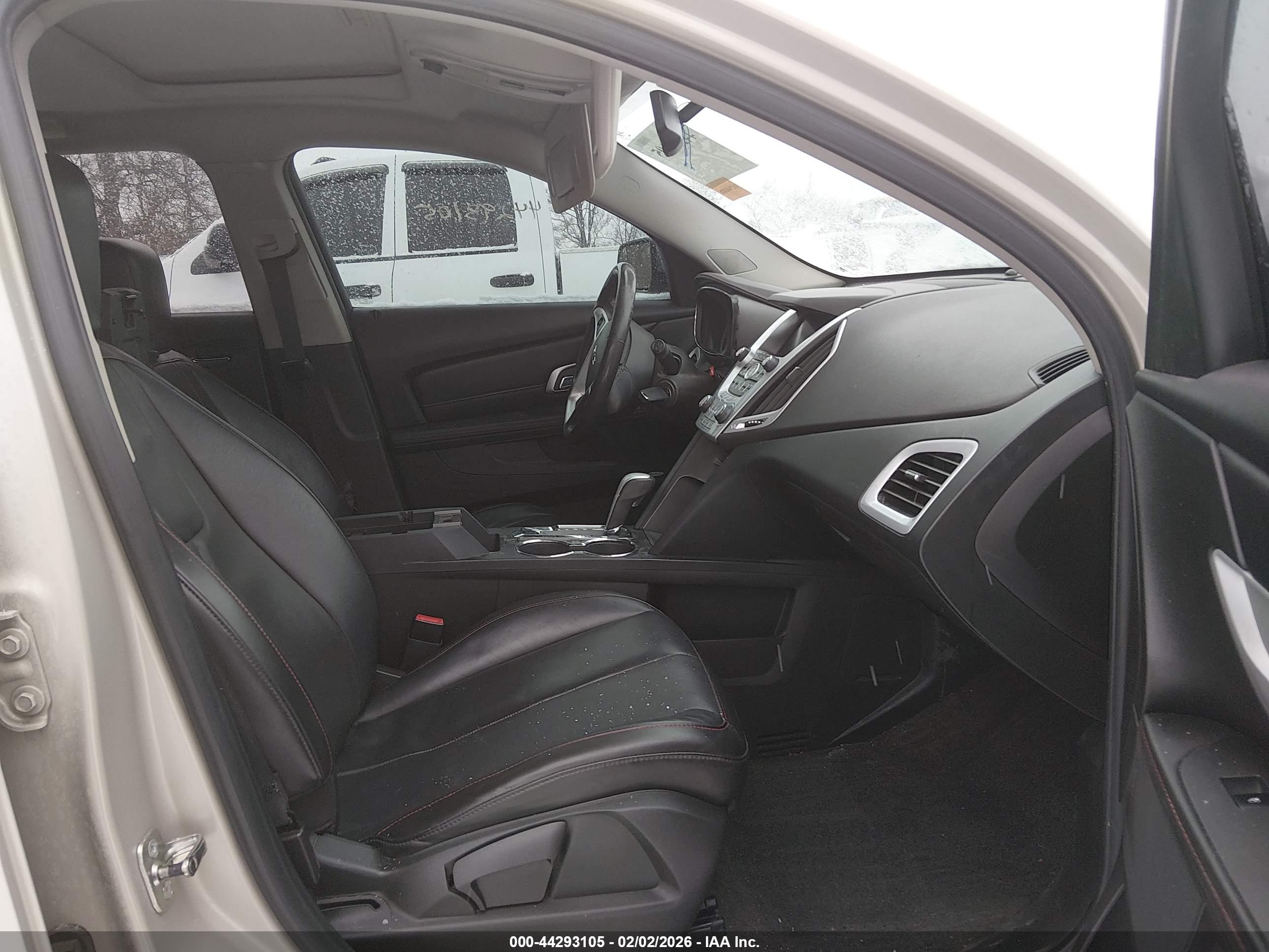 GMC TERRAIN image 5