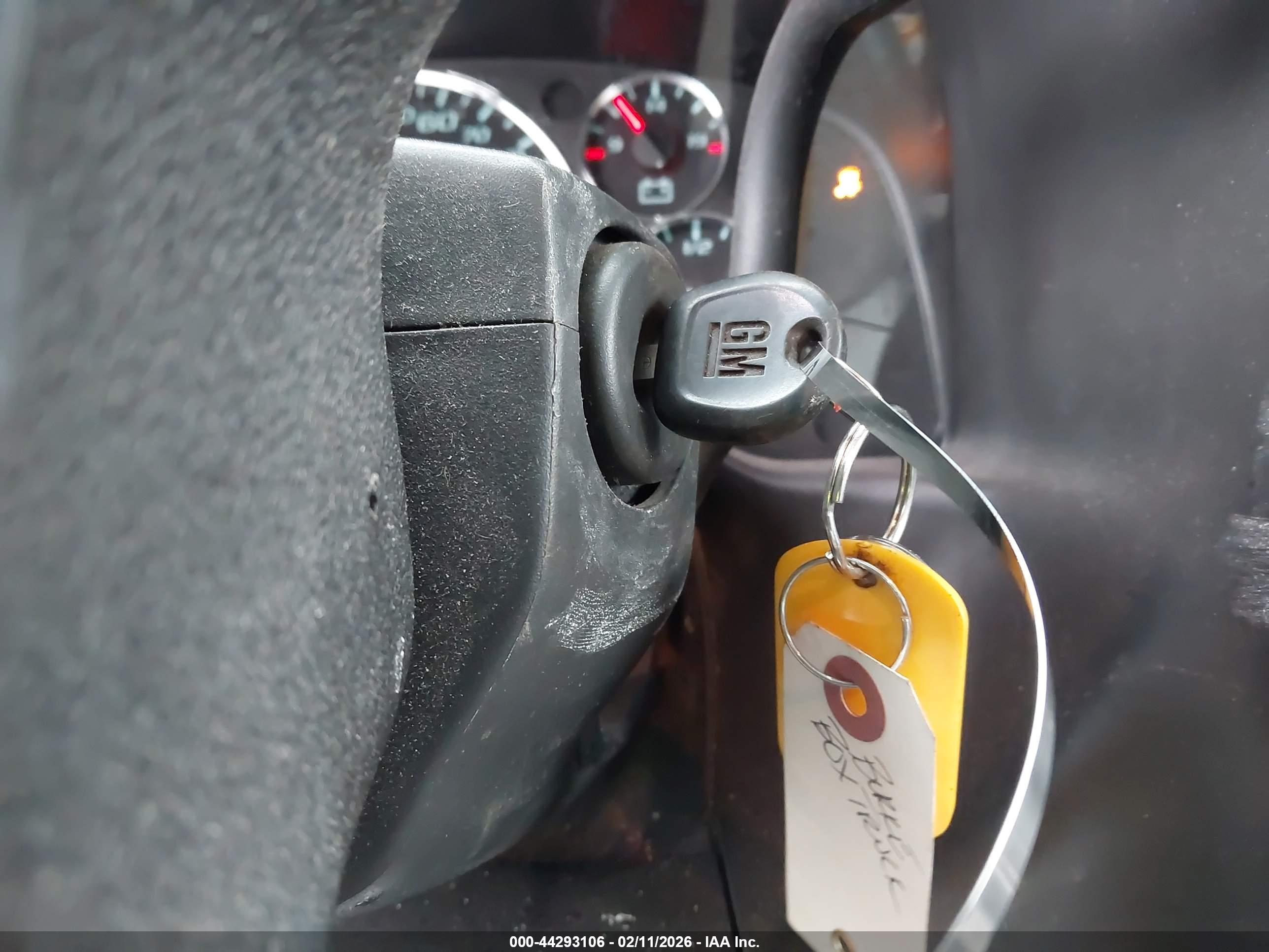 CHEVROLET EXPRESS image 11