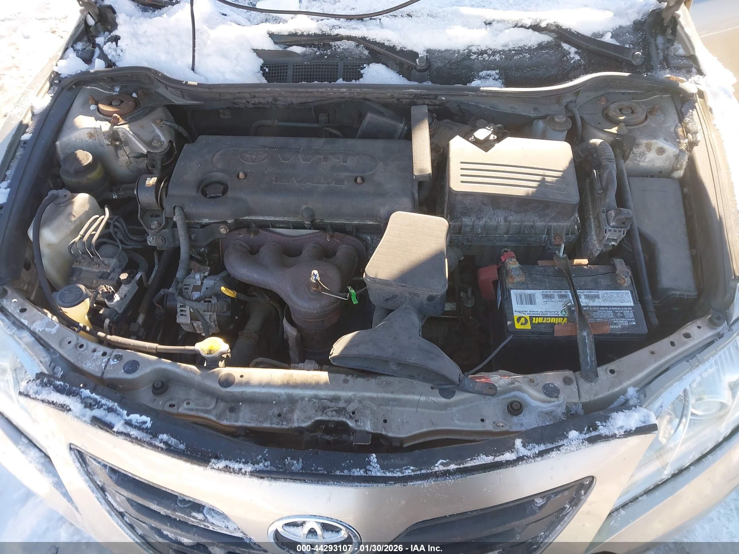 TOYOTA CAMRY image 10