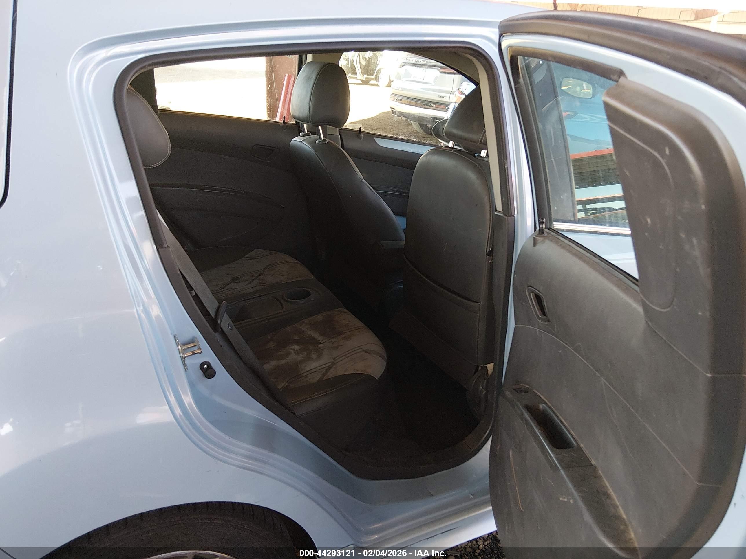 CHEVROLET SPARK image 8