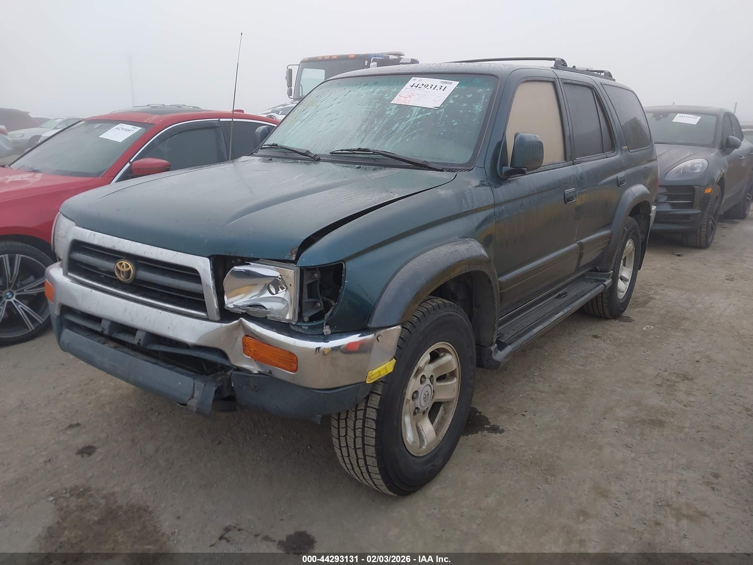 TOYOTA 4RUNNER image 2
