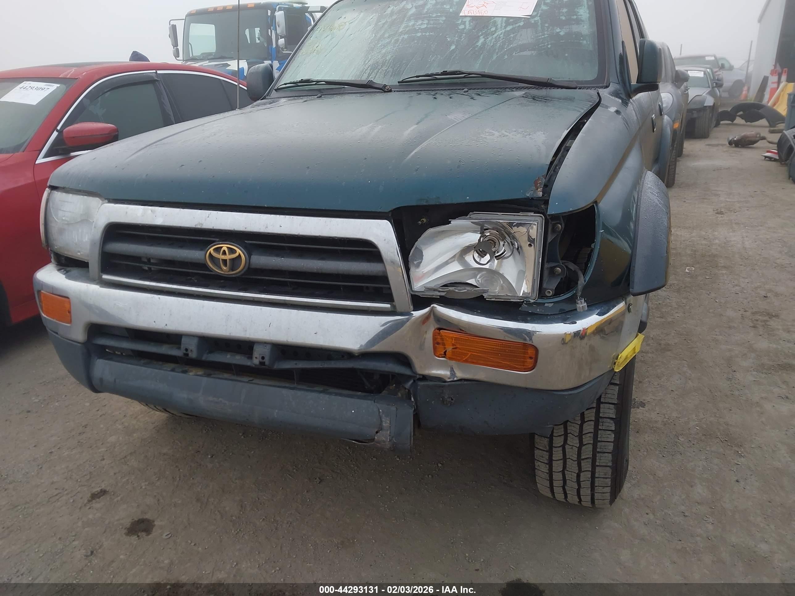 TOYOTA 4RUNNER image 6