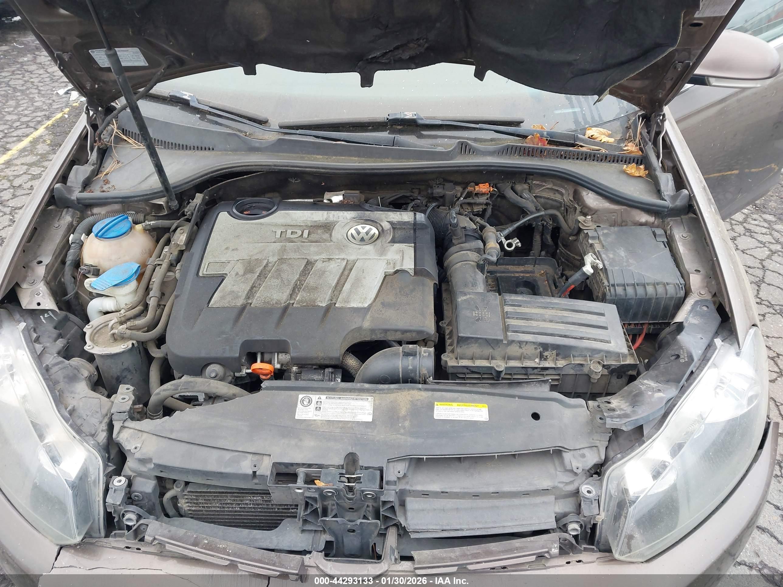 VOLKSWAGEN JETTA image 10