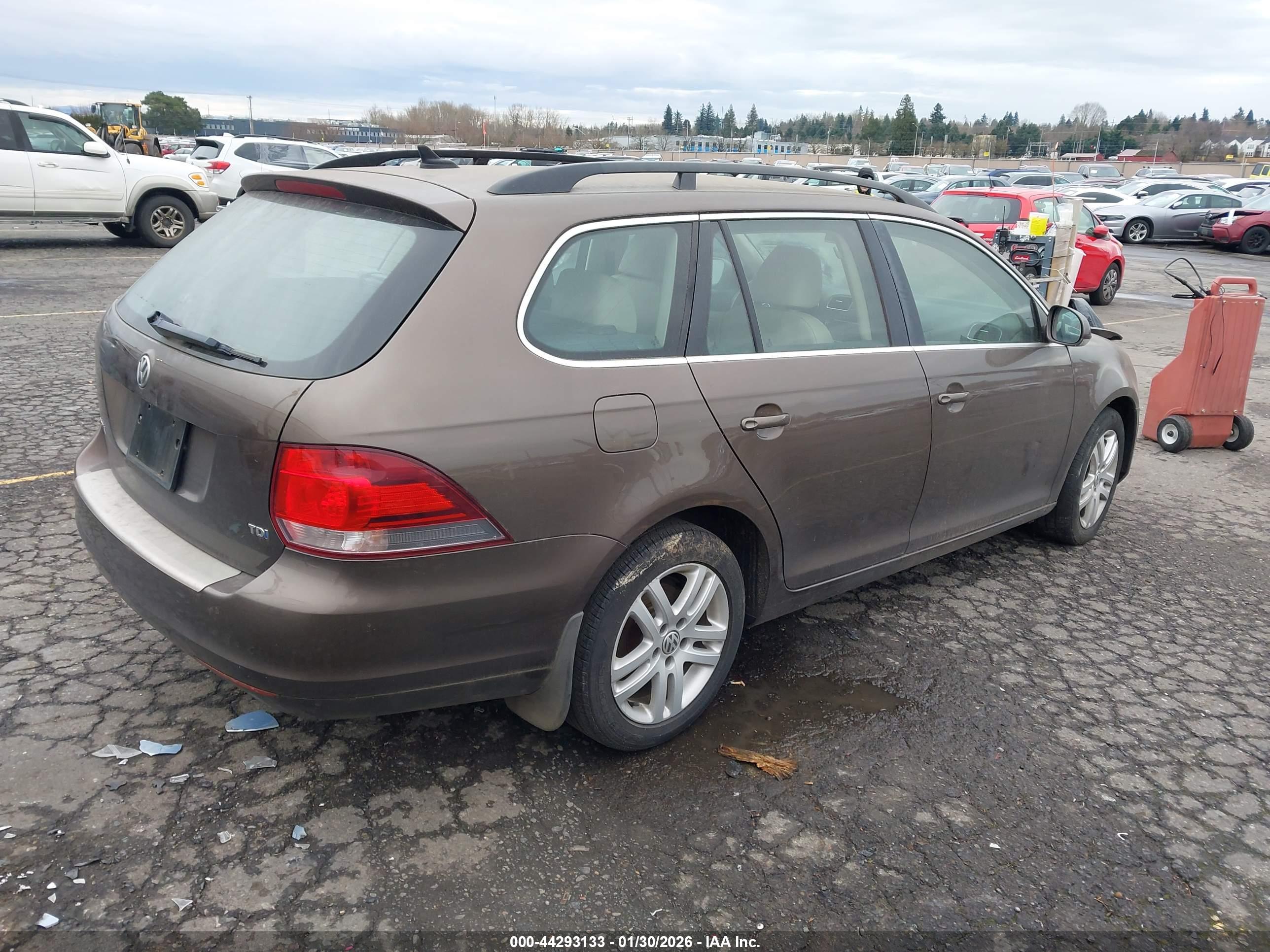 VOLKSWAGEN JETTA image 4