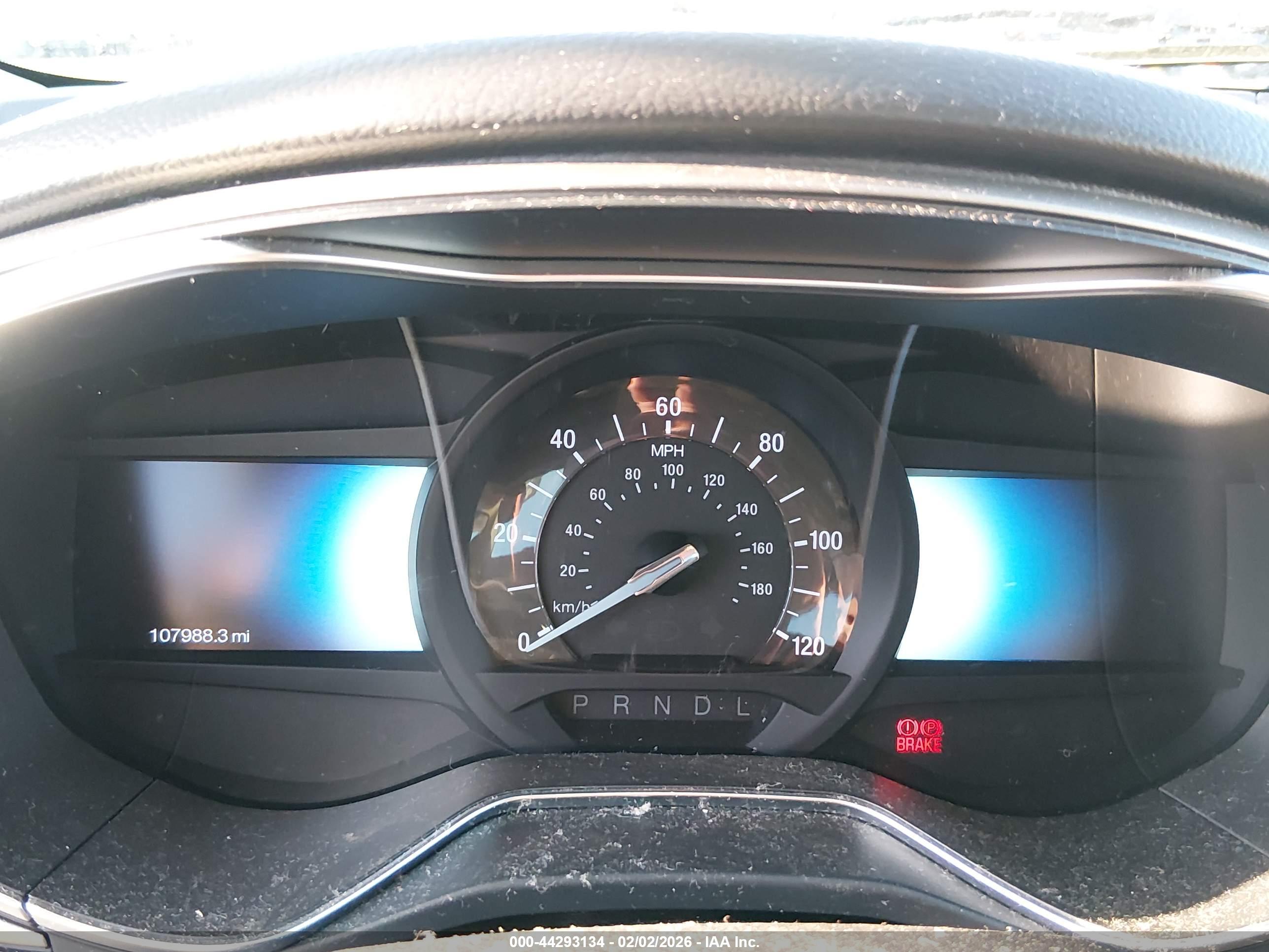 FORD FUSION image 7