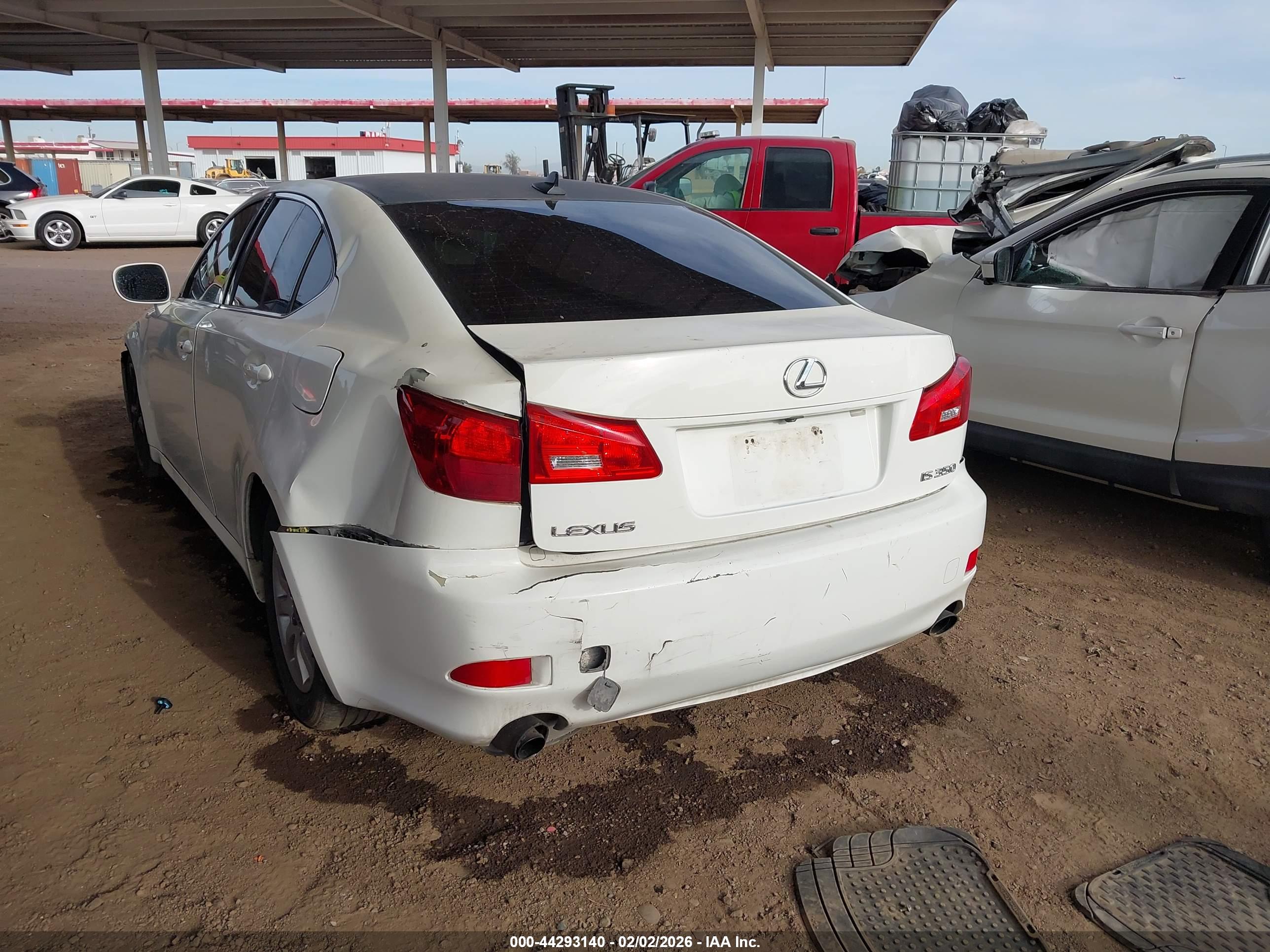 LEXUS IS image 6