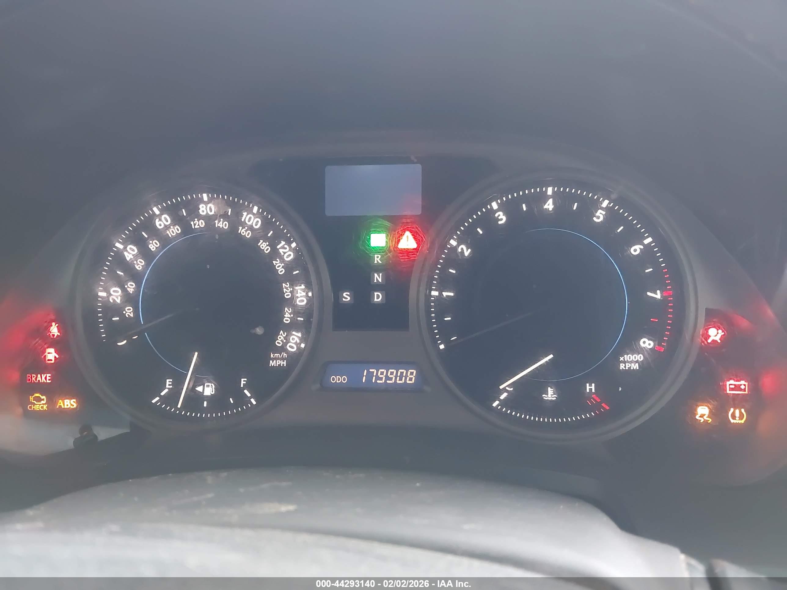 LEXUS IS image 7