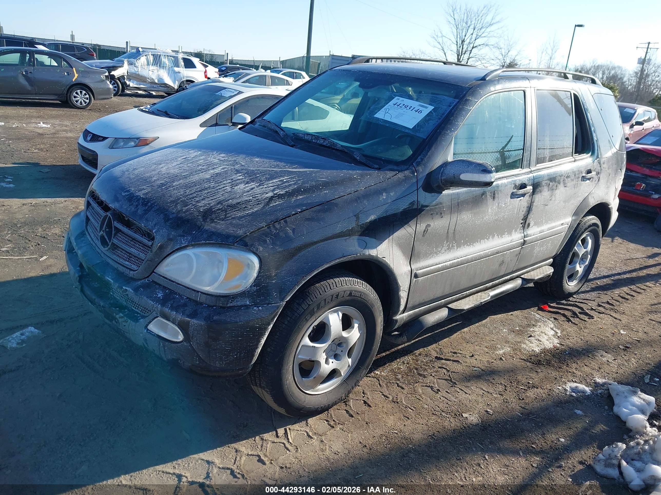 MERCEDES-BENZ ML image 2