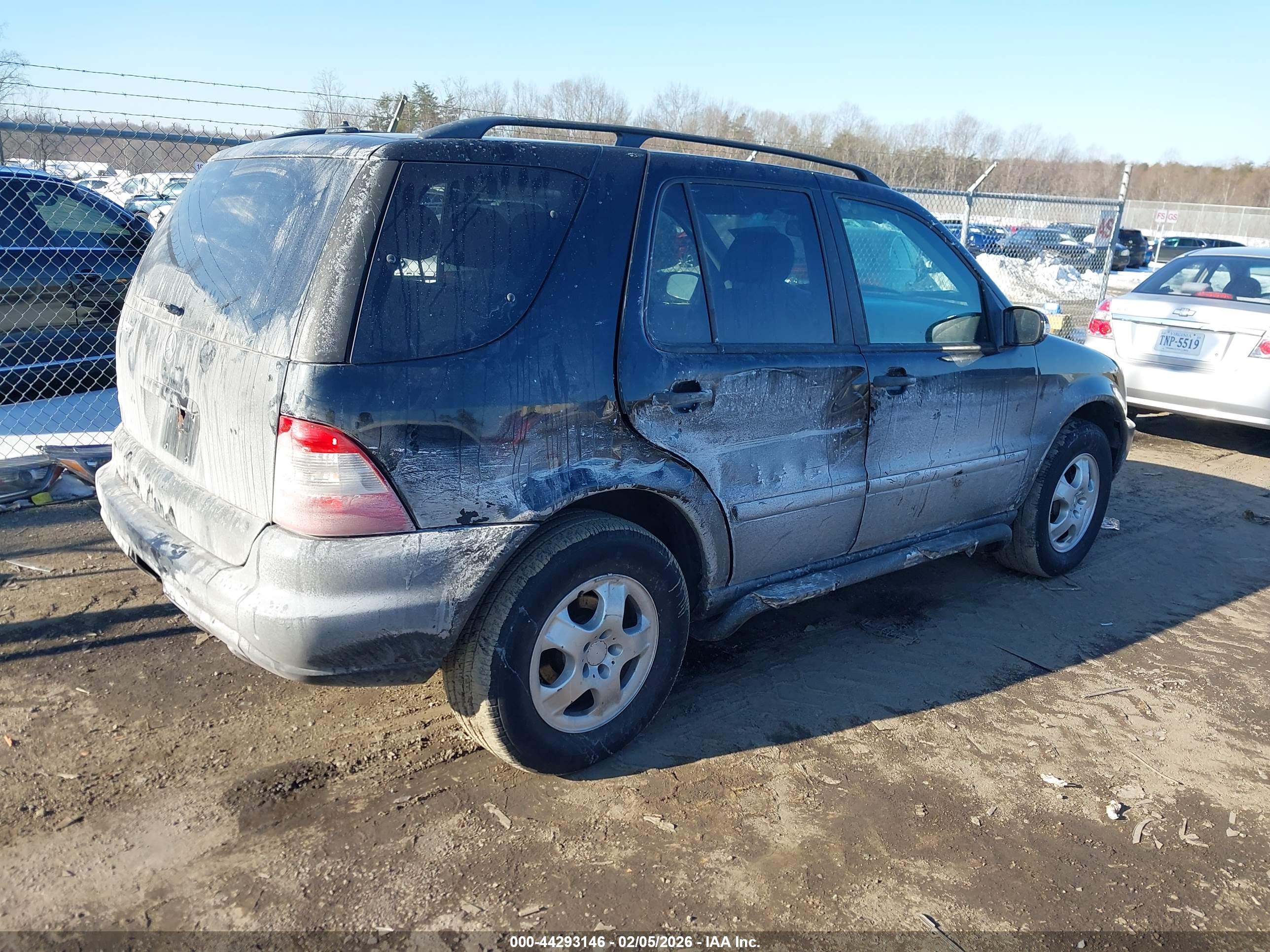 MERCEDES-BENZ ML image 4