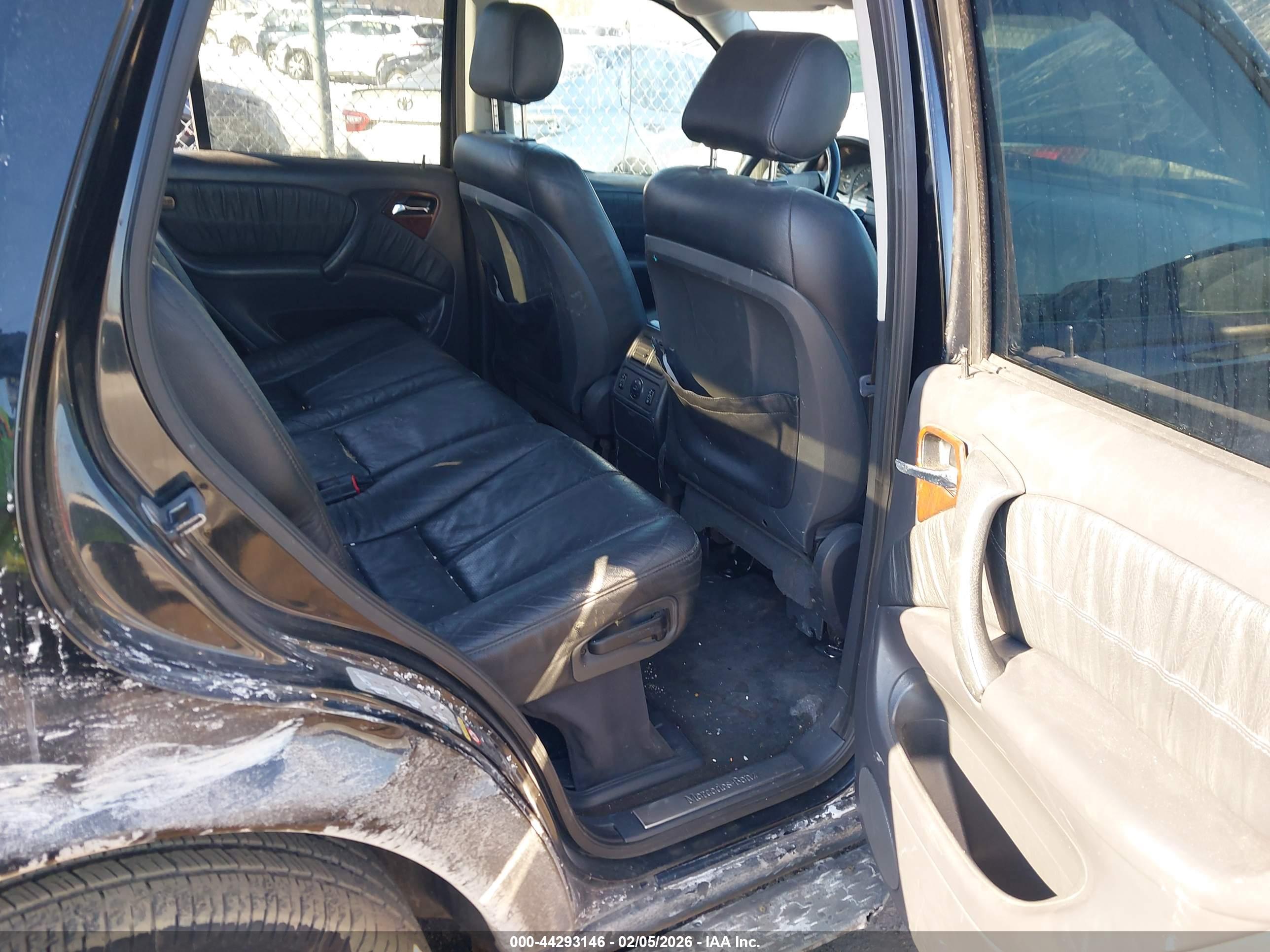 MERCEDES-BENZ ML image 8