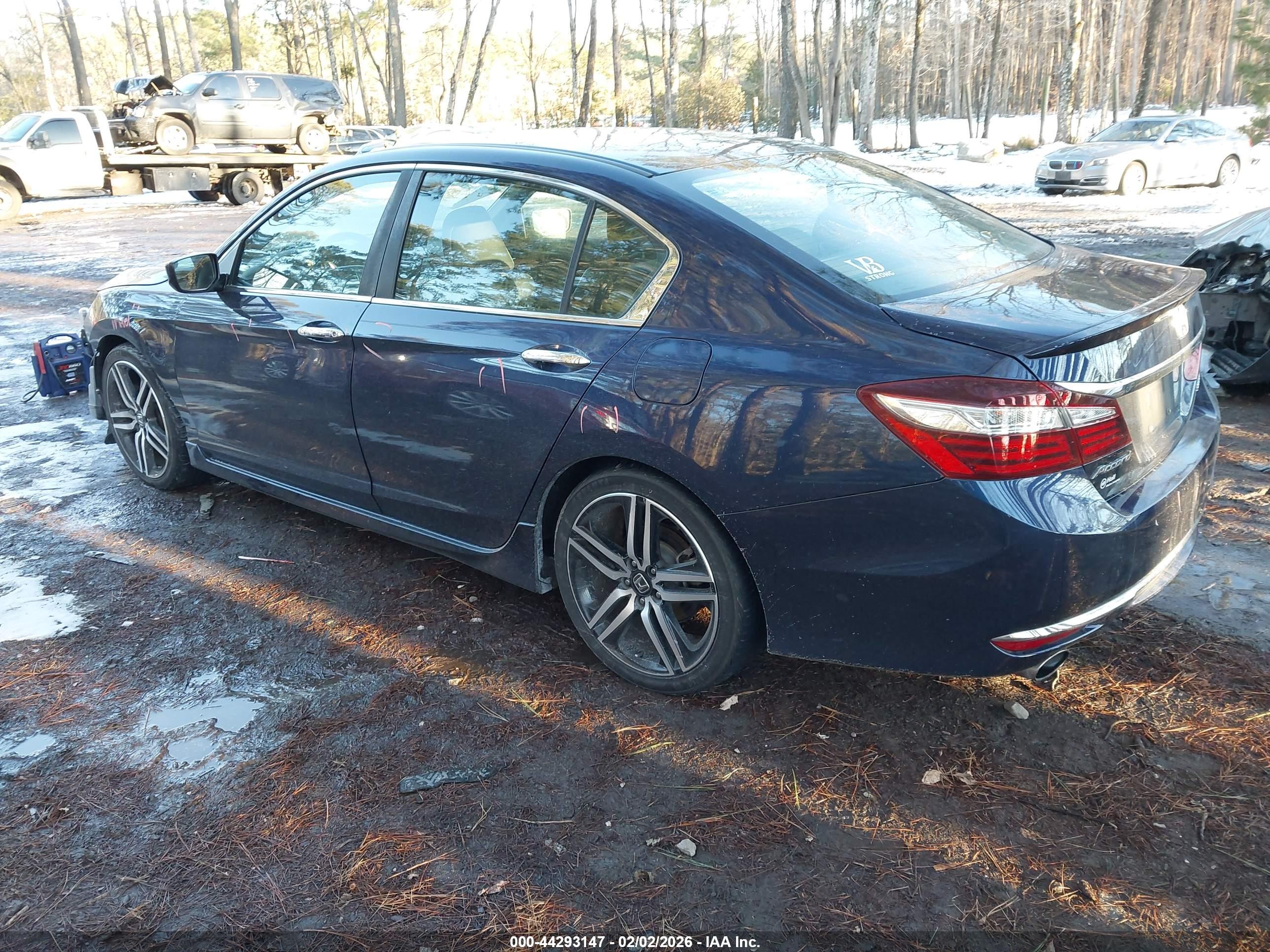 HONDA ACCORD image 3