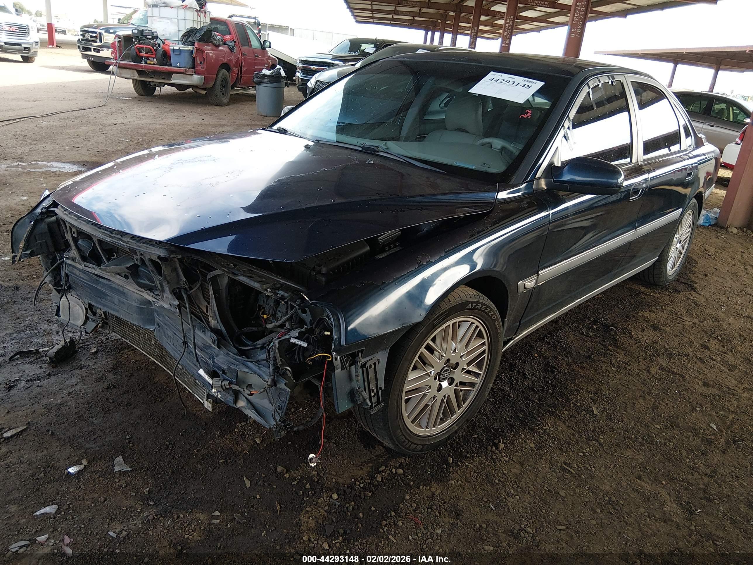 VOLVO S80 image 2
