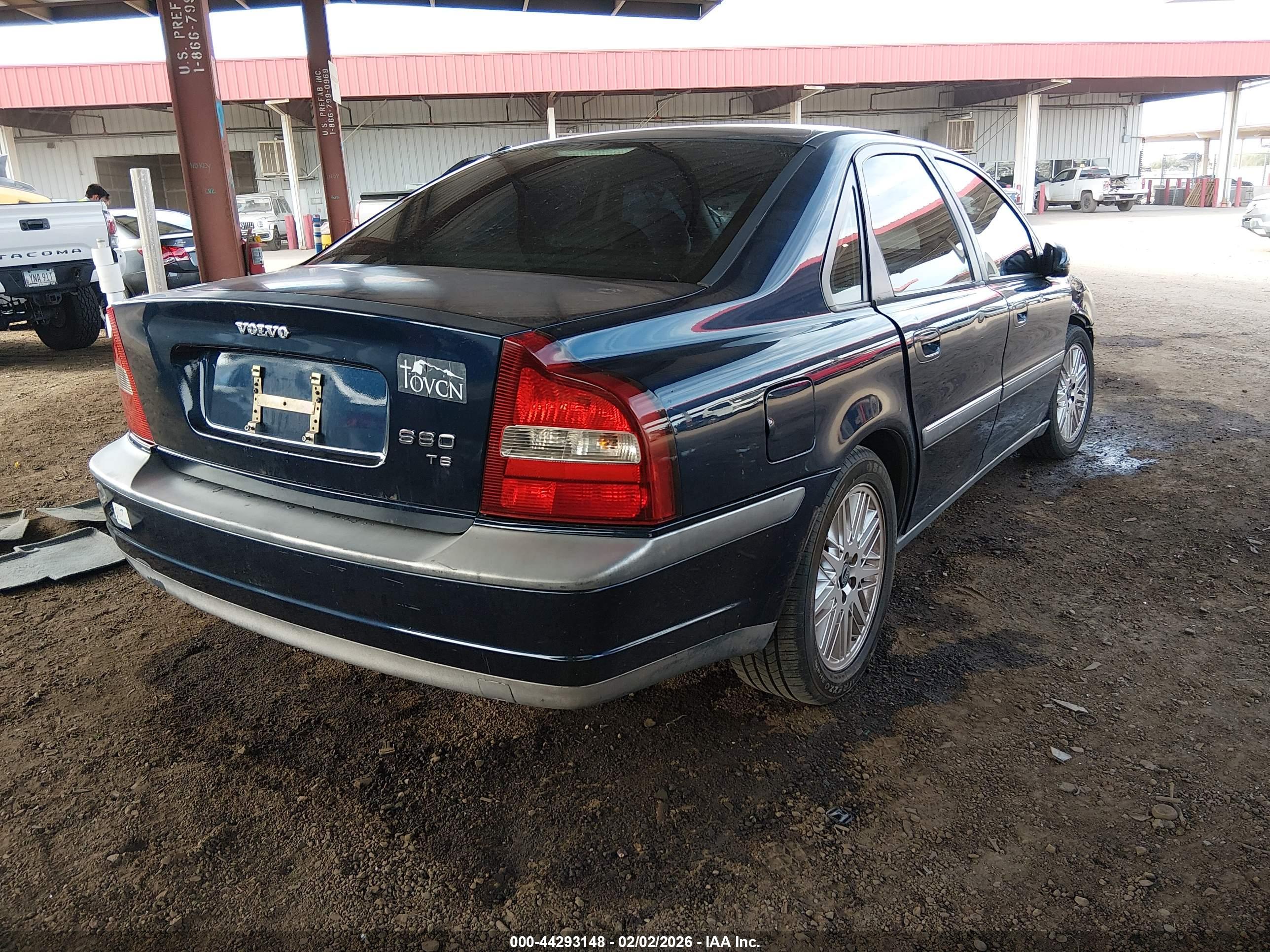 VOLVO S80 image 4