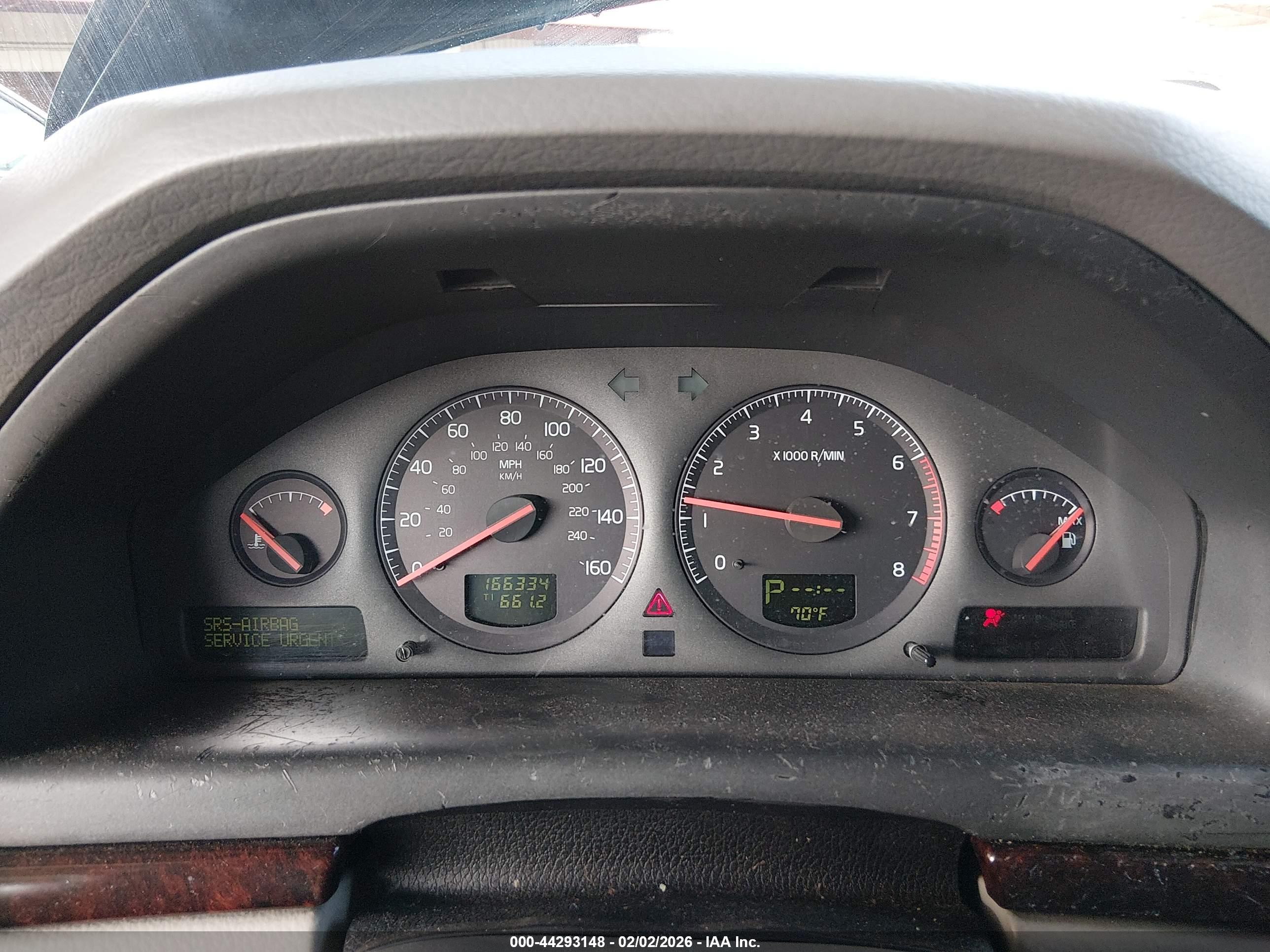 VOLVO S80 image 7