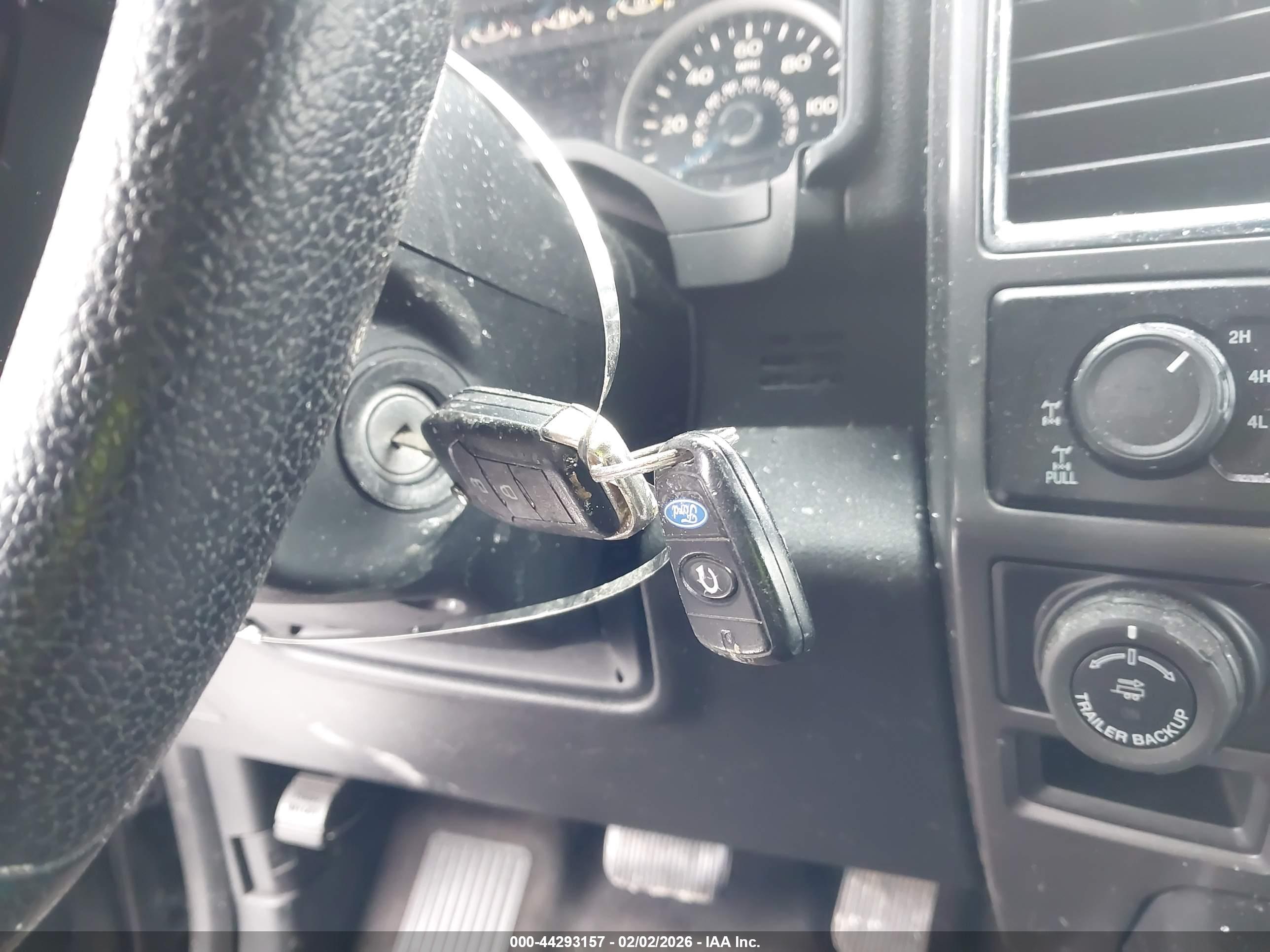 FORD F-150 image 11