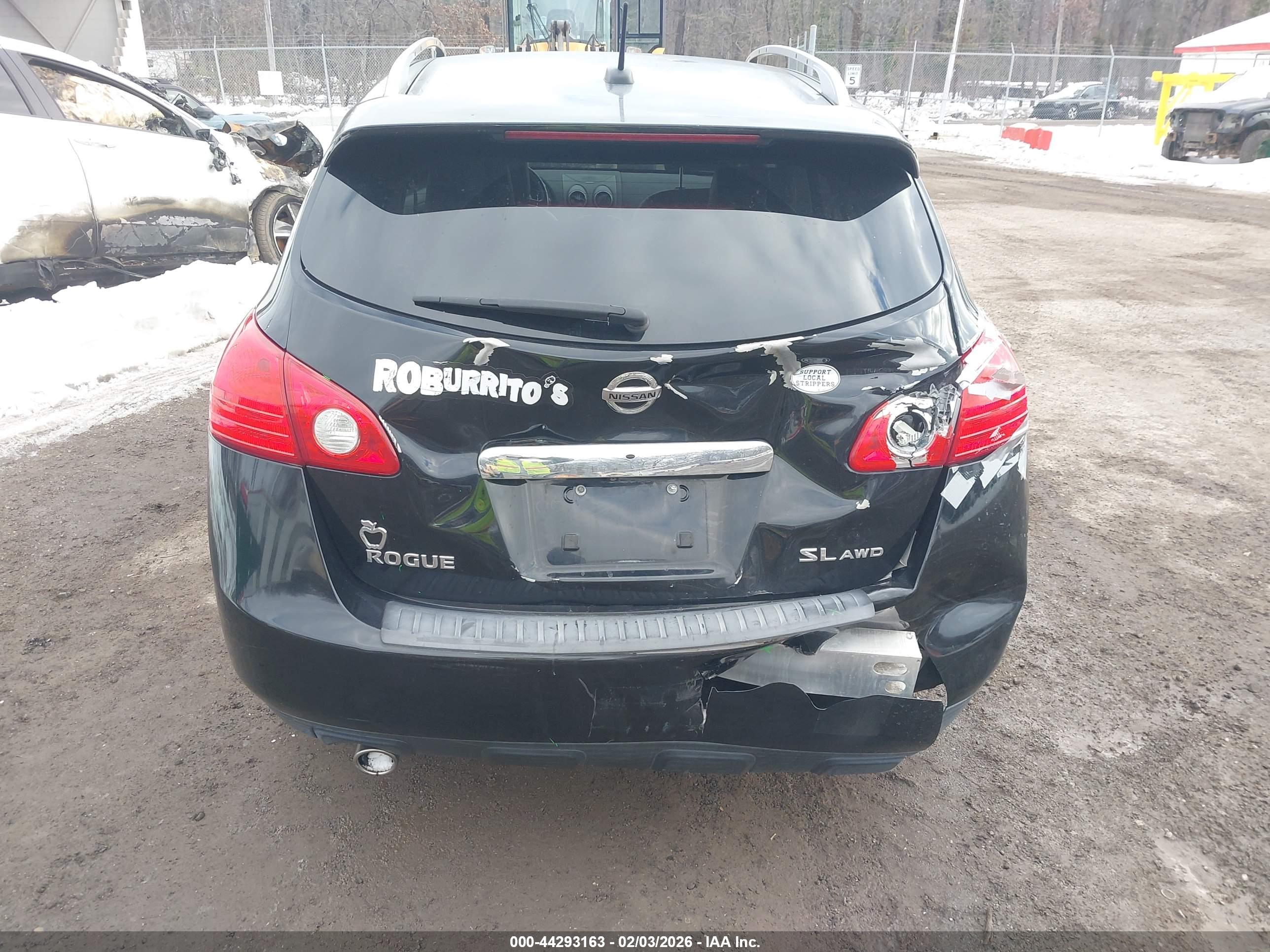 NISSAN ROGUE image 6