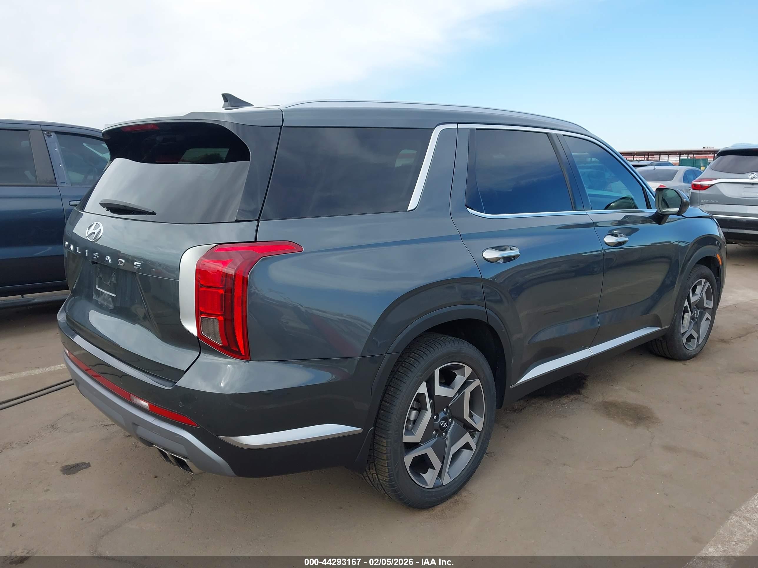 HYUNDAI PALISADE image 4
