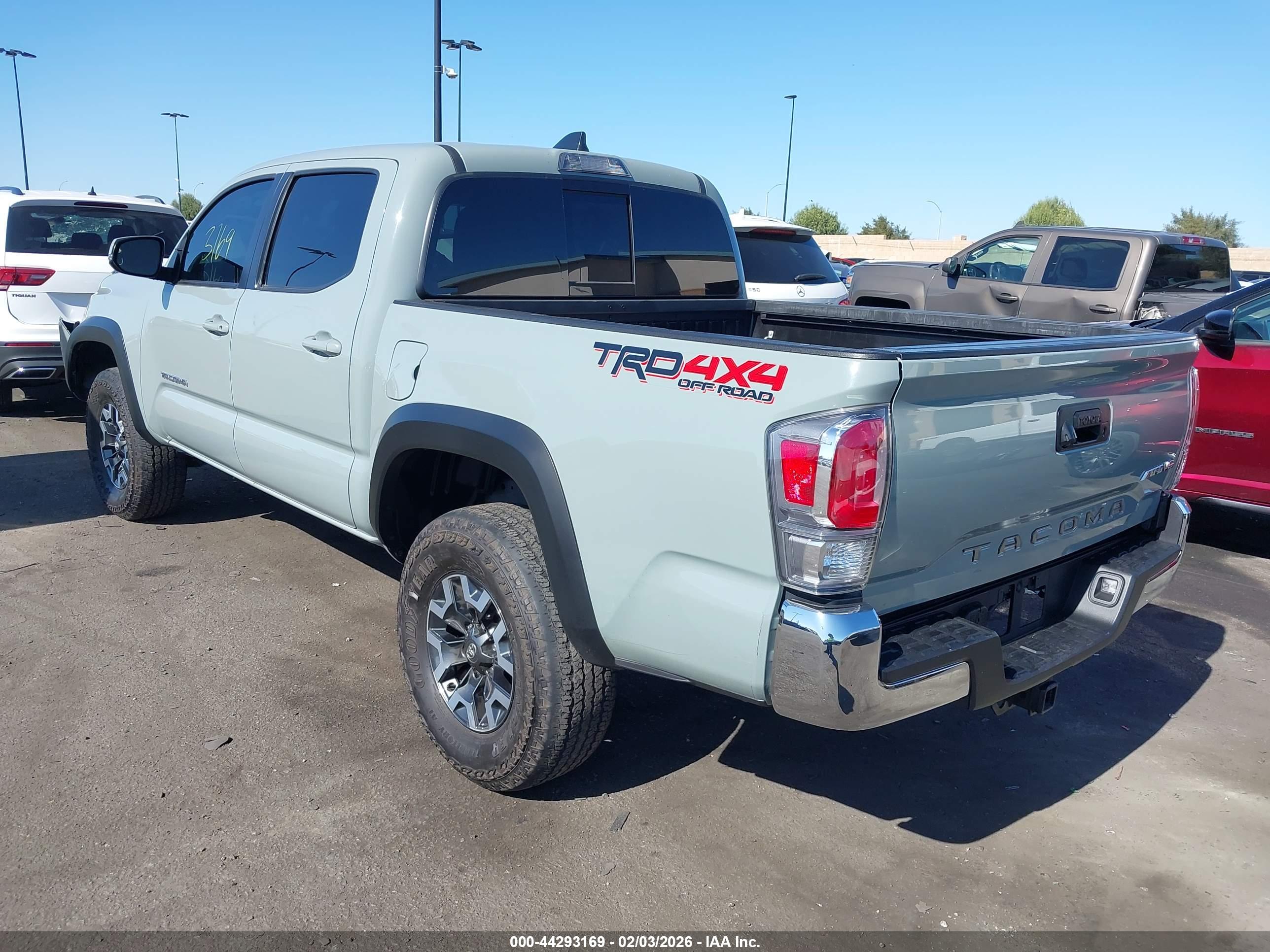 TOYOTA TACOMA image 3
