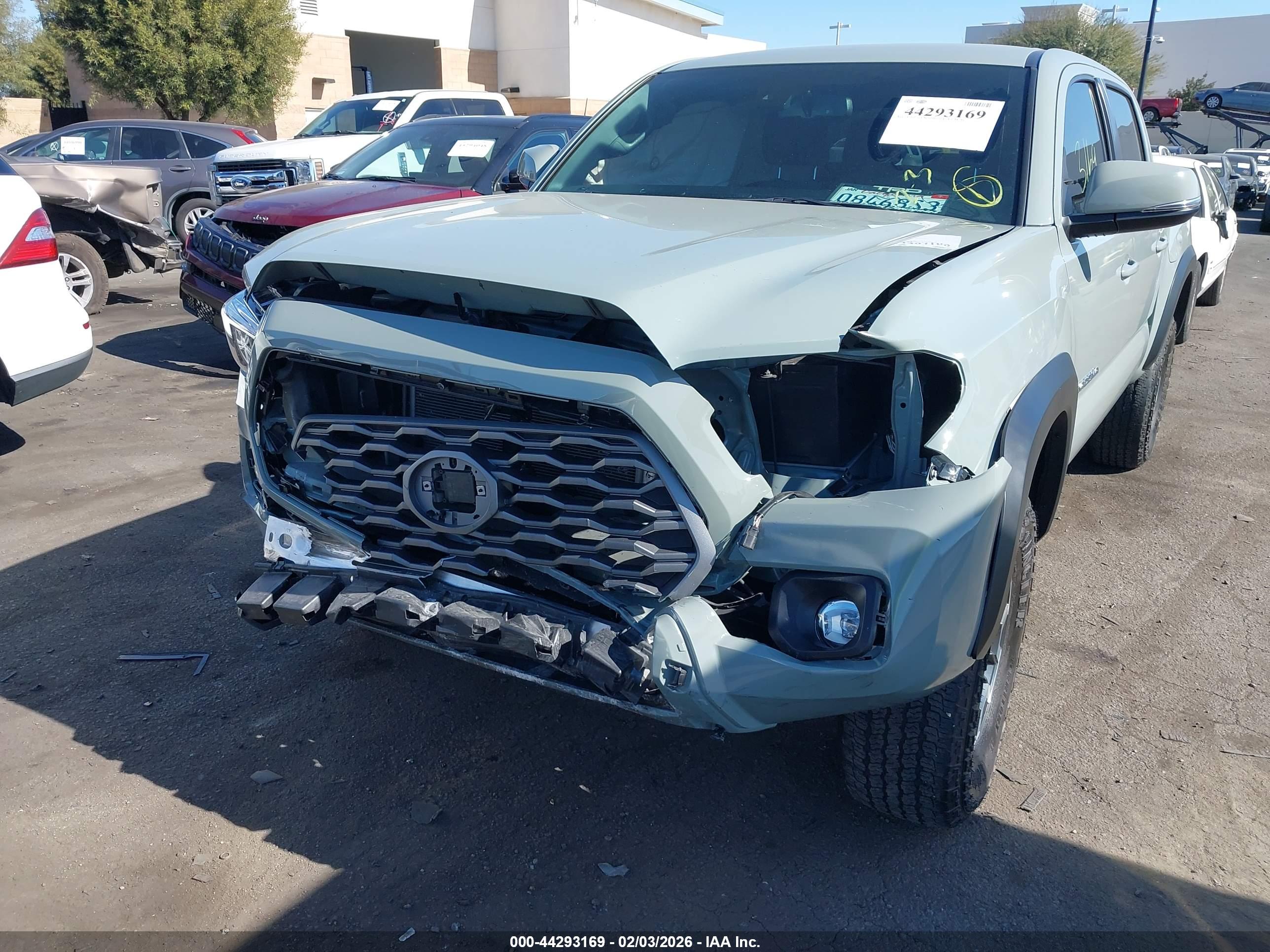 TOYOTA TACOMA image 6