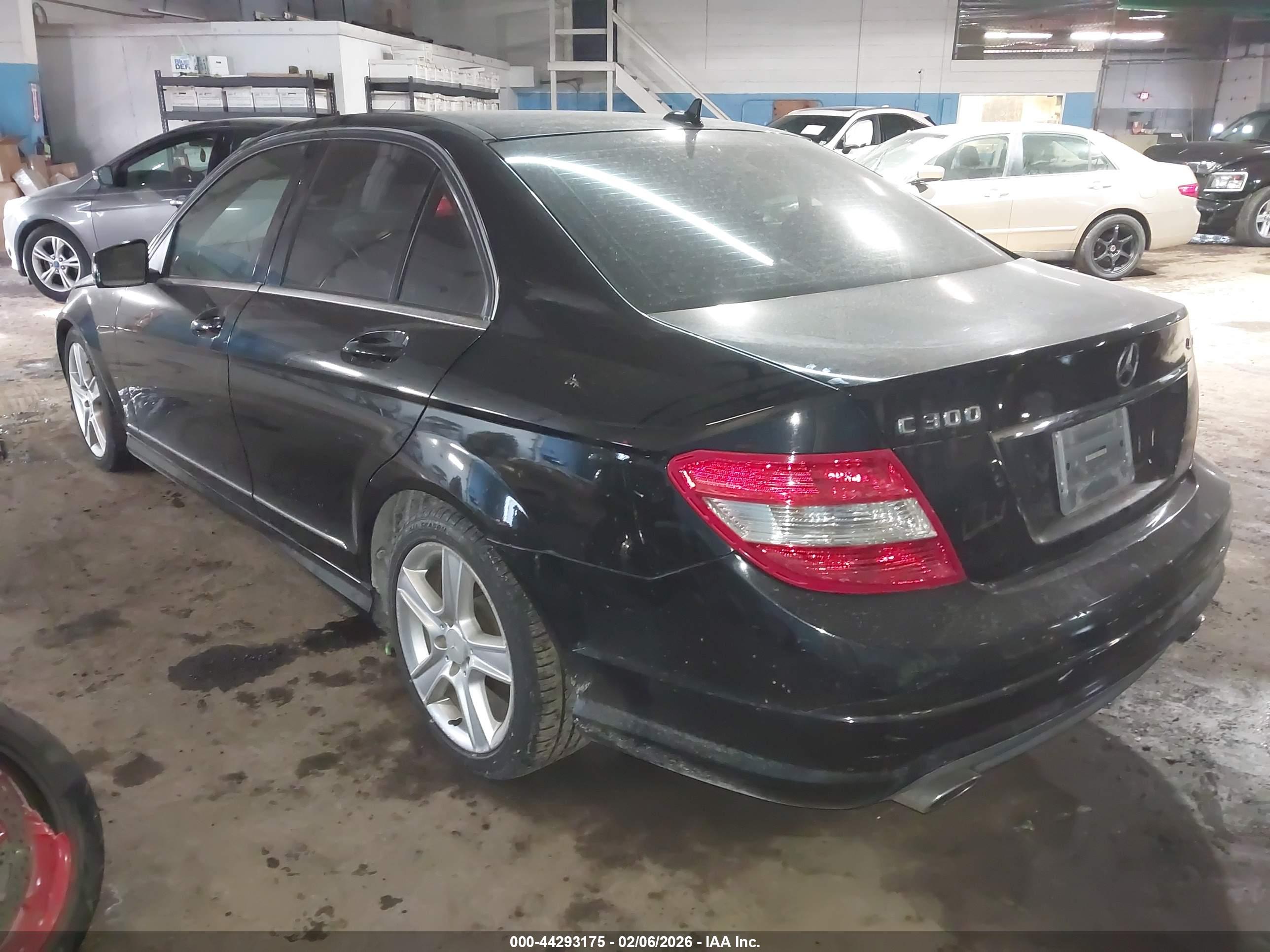 MERCEDES-BENZ C image 3