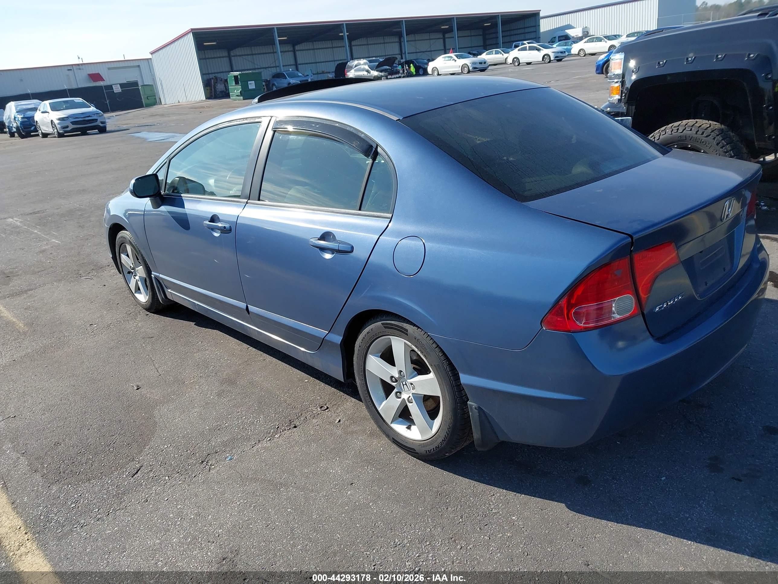 HONDA CIVIC image 3