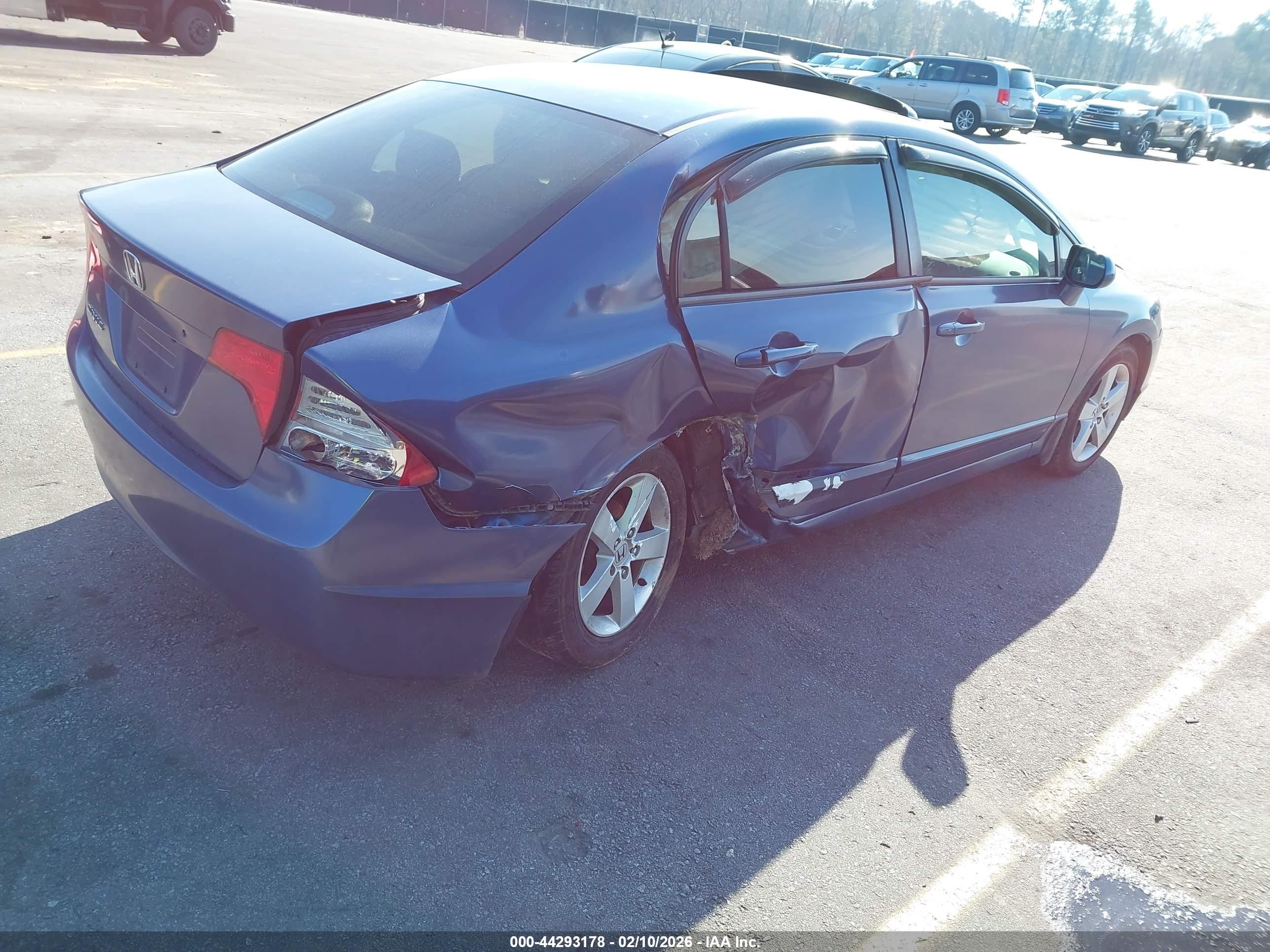 HONDA CIVIC image 4