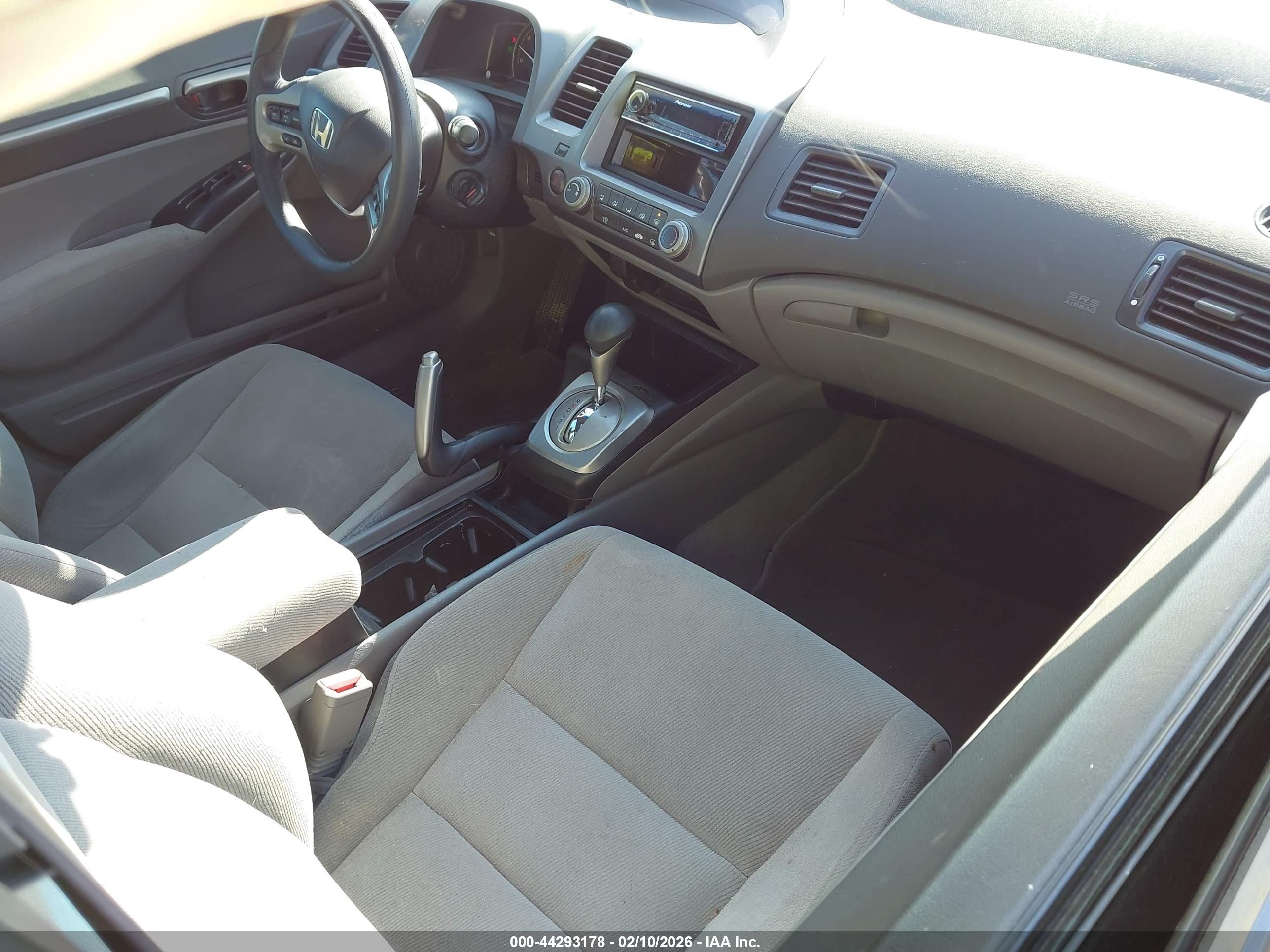 HONDA CIVIC image 5